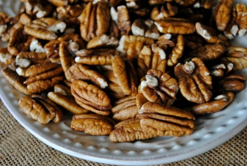 Pawnee_pecan_ Halves.jpg