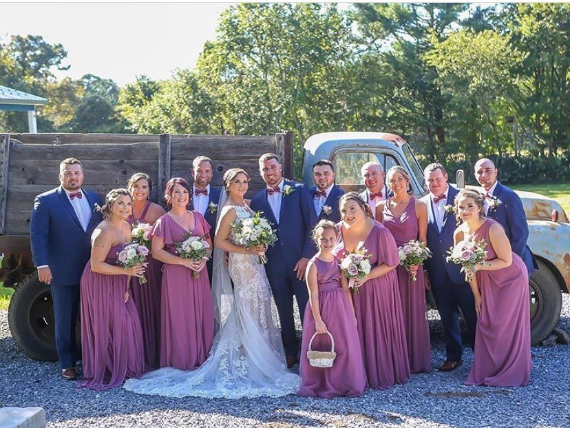 Wedding party photos are the best by the truck, in my opinion! What do you think?!