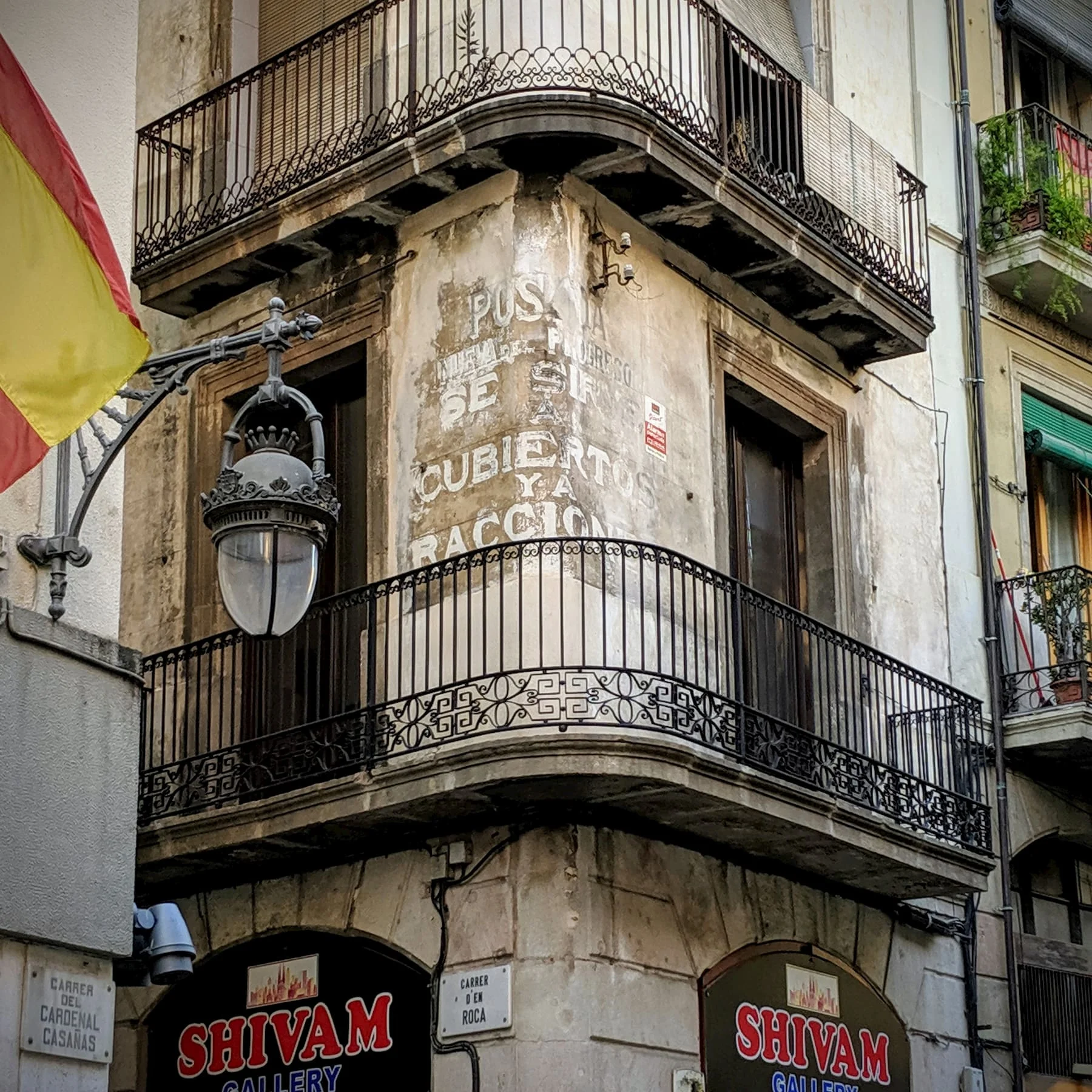 barcelonaghostsign.jpg