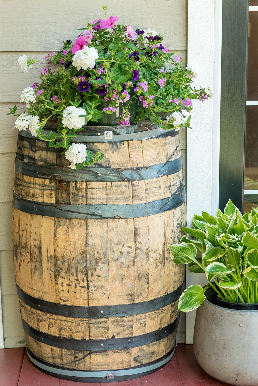 oak barrel garden dimensions: 26”x35”x15”