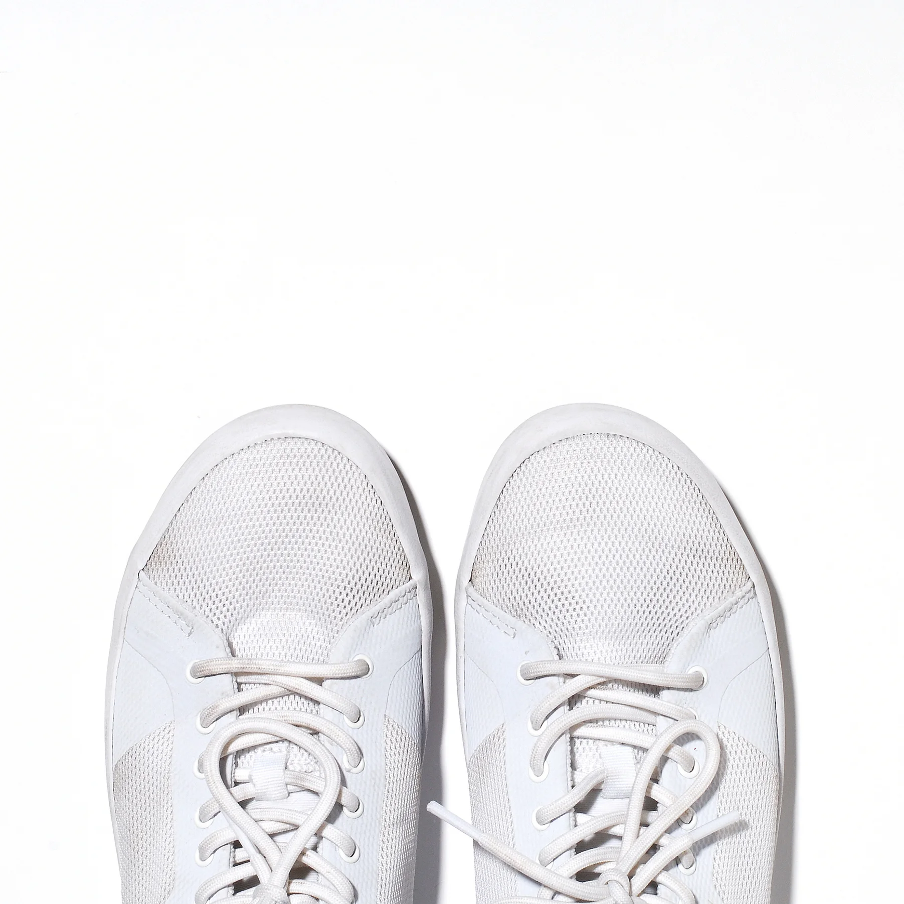 White Sneaks