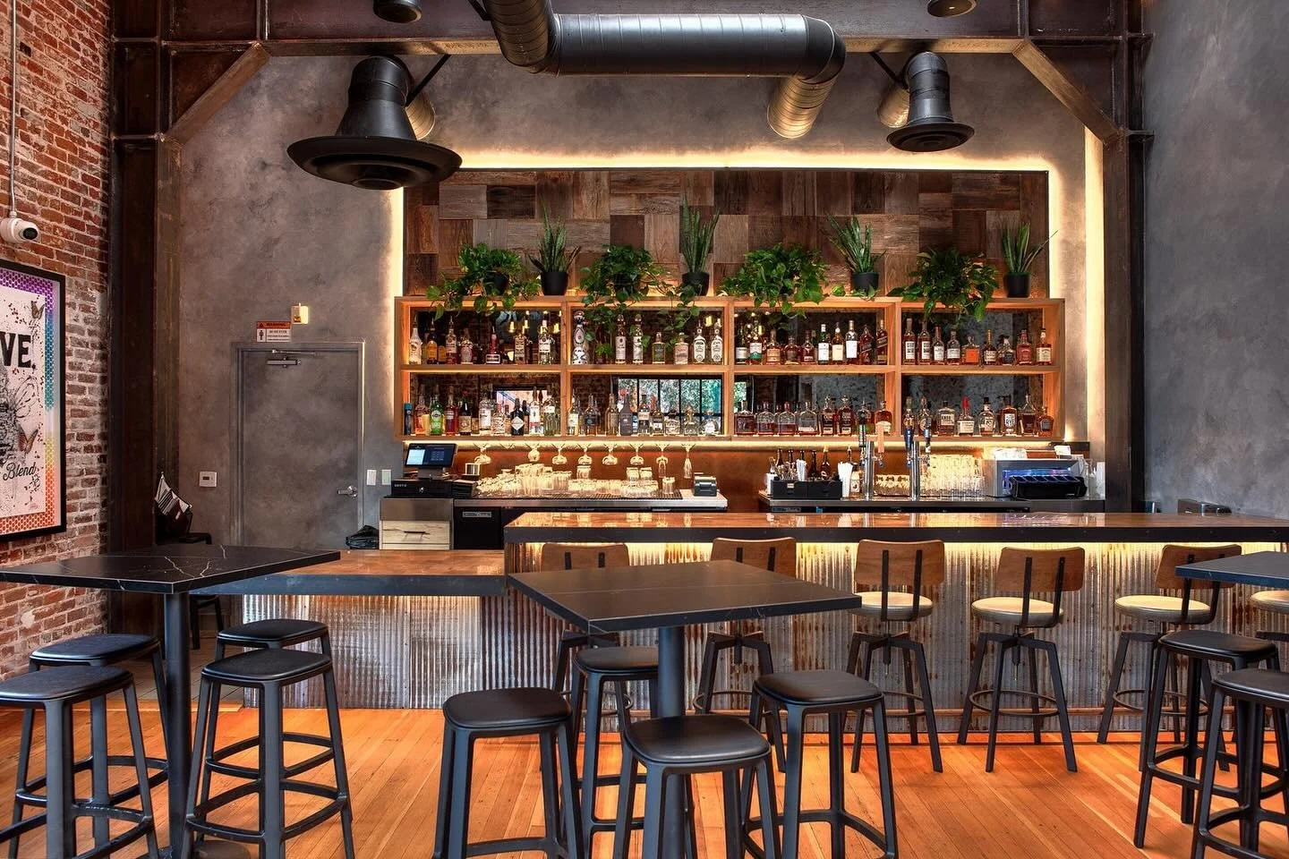 @thehive805 - Ventura’s only speakeasy whiskey bar. 🥃
.
.
.
.
.
// design build: #davidjeremyllc + @nulinepartners // @theyardbarandgrill // @theyardventura // photo: #avalonimages