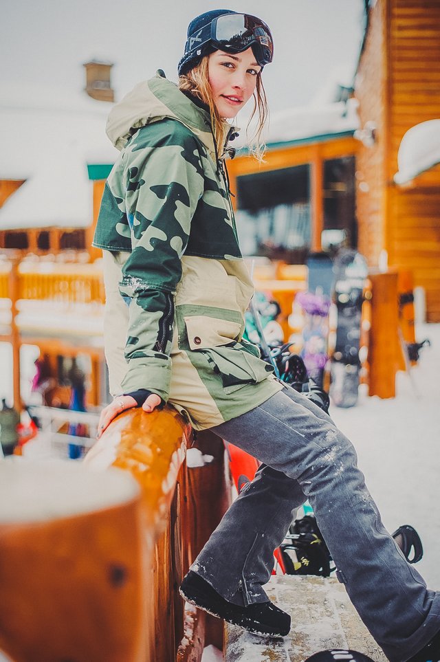 L.A.M.B. x Burton Snowboards Collaboration 2016 — Kelsey Crawford