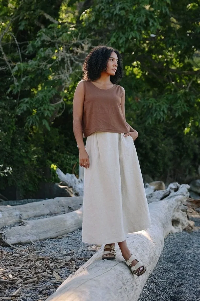 nomi-designs-linen-skirt-natural-tank-top-cocoa-front-Beach.jpg