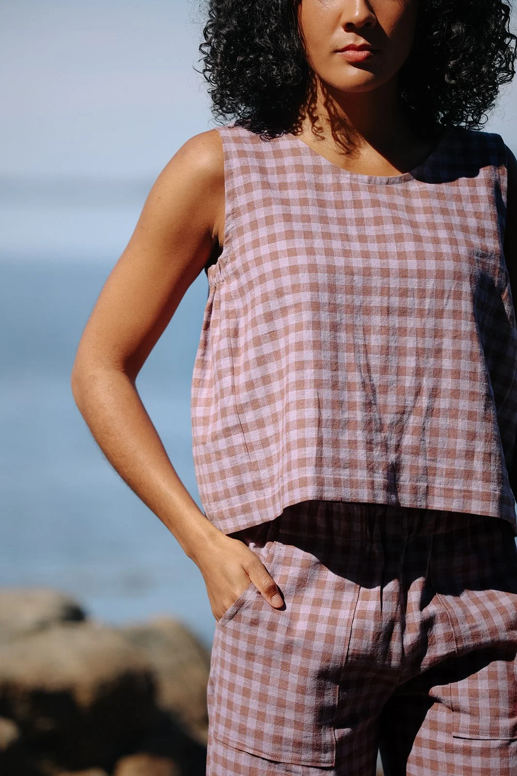 nomi-designs-linen-tank-top-front-gingham-Beach.jpg