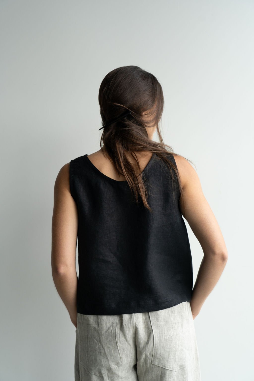 linen-tank-top-black-back.jpg