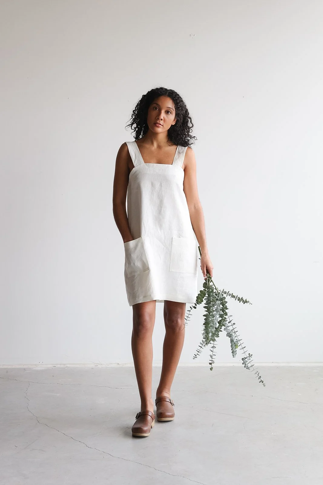 nomi-designs-linen-straps-dress-ivory-front.jpg