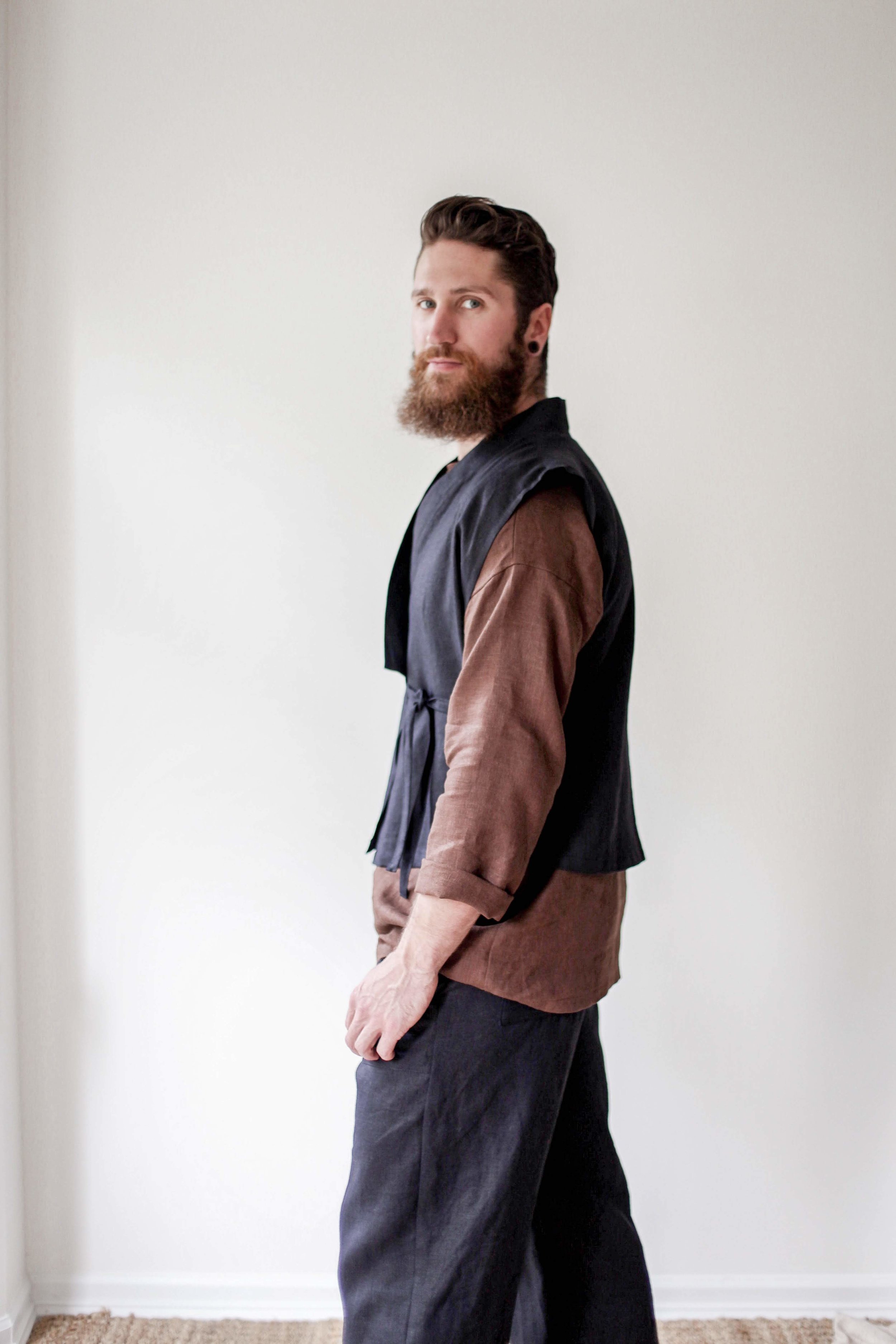 nomi-designs_mens-katara-vest_black_natural-linen-vest-for-men_side-tied.jpg