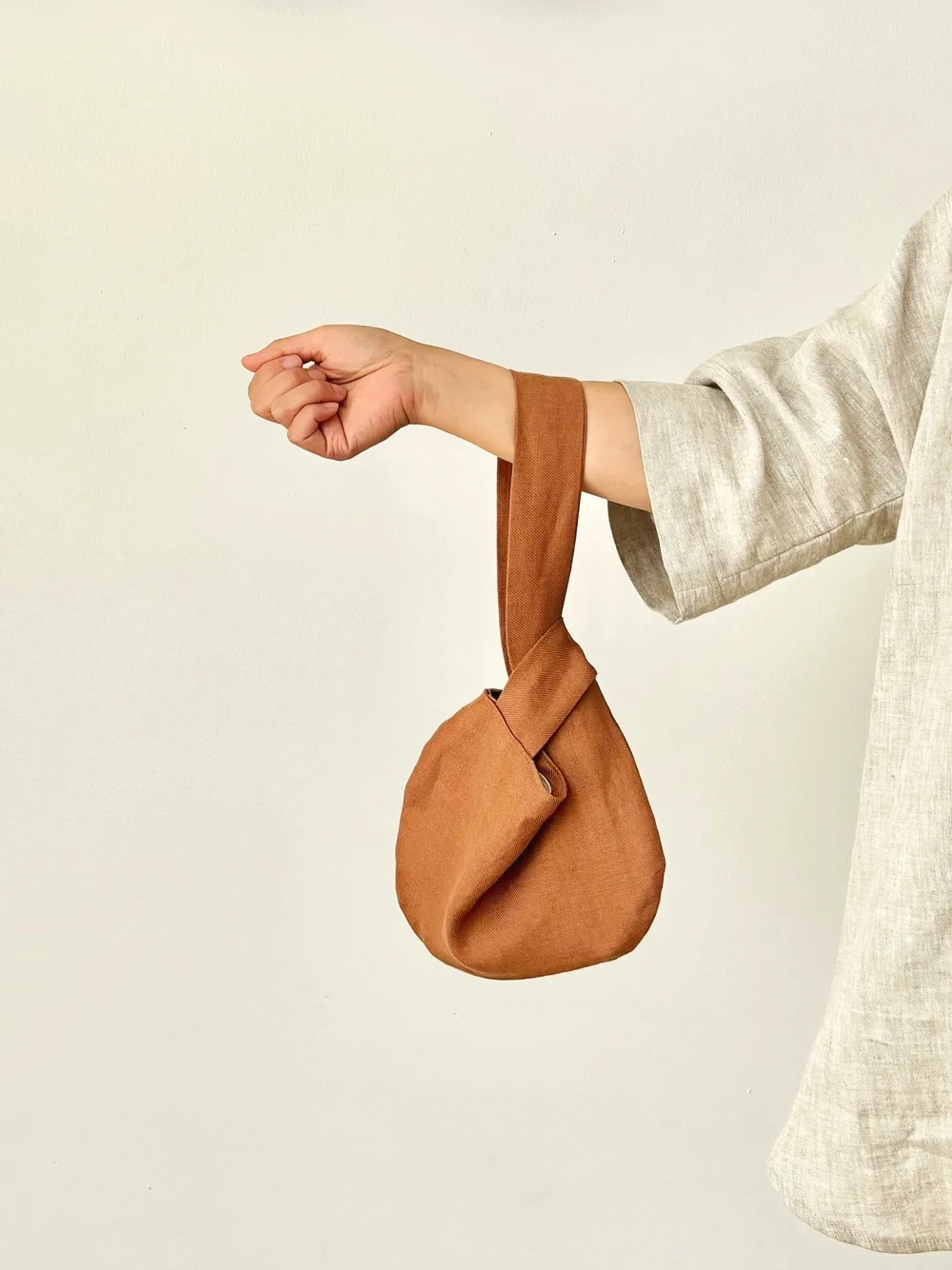 Tesage` - Linen Handbag by Nomi