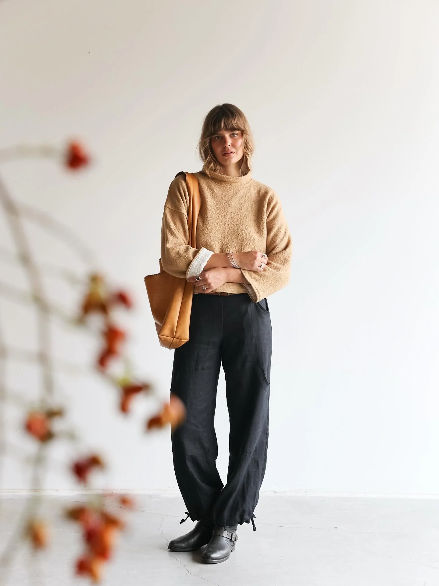 The Sasha sweater is still available in Camel, with limited fabric remaining.
Vanilla and Bark wool fabrics won&rsquo;t be around much longer.
Enjoy 40% off our wool favourites.
Link in bio.

@berkleyvopnfjord 
@kenzie.owenn