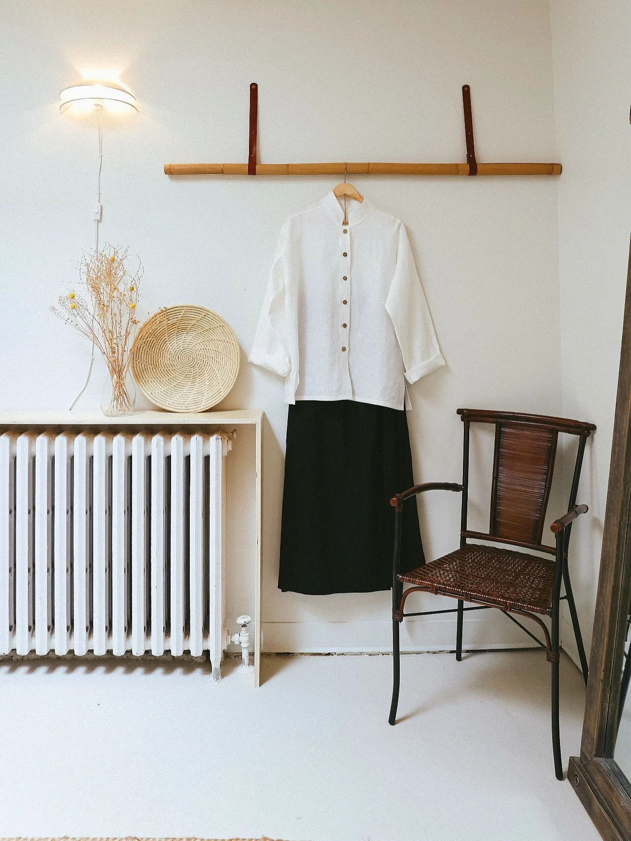 Minimalist linen clothing to live in!