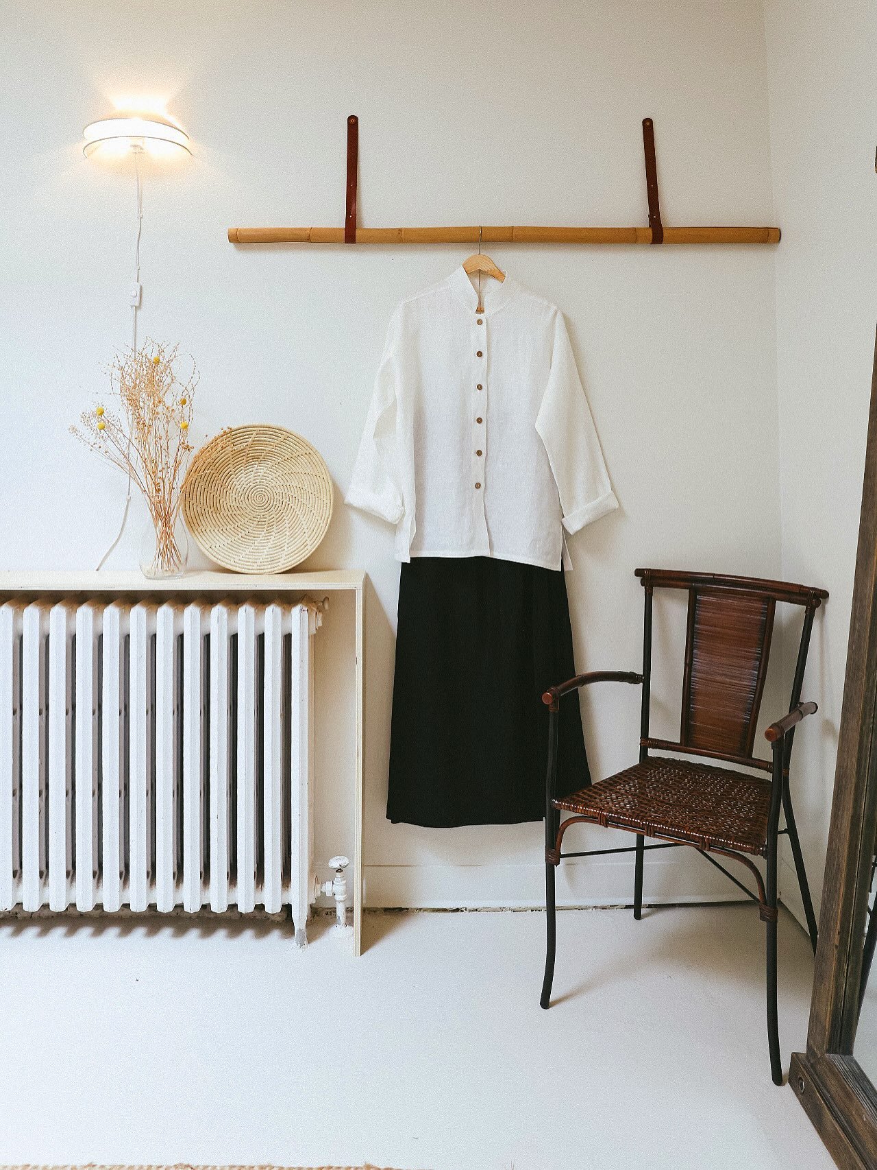 Minimalist linen clothing to live in!