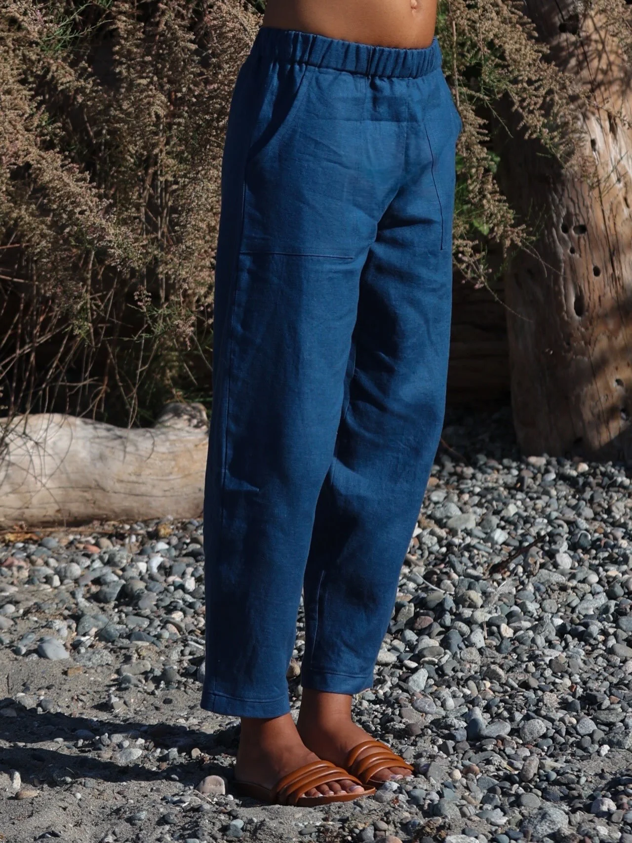 Just soaking up the last warm days of summer. ☀️
Madison top paired with Jordan pants in Ocean.