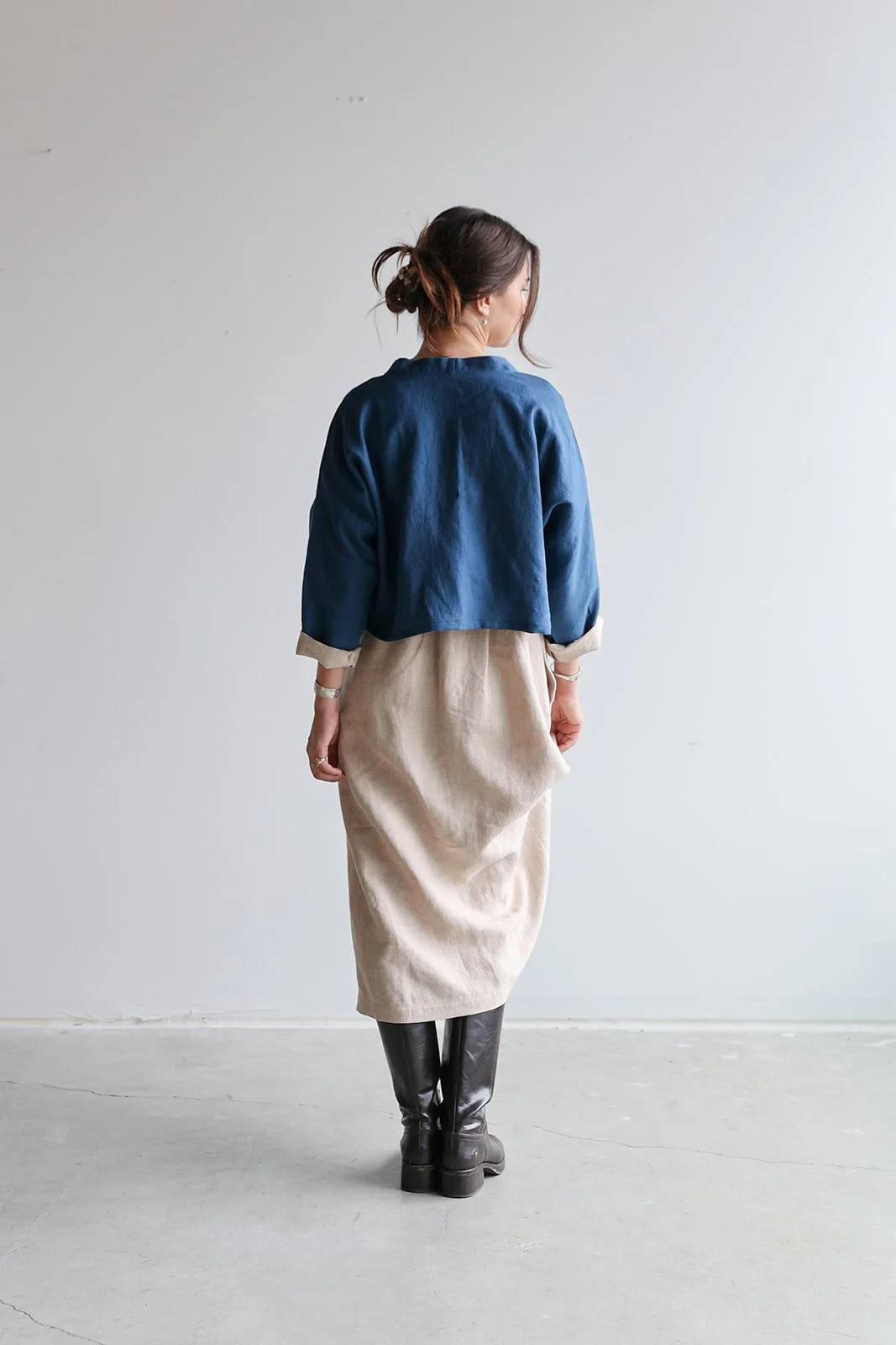 linen-dress-long-sleeves-back-jacket-ocean.jpg