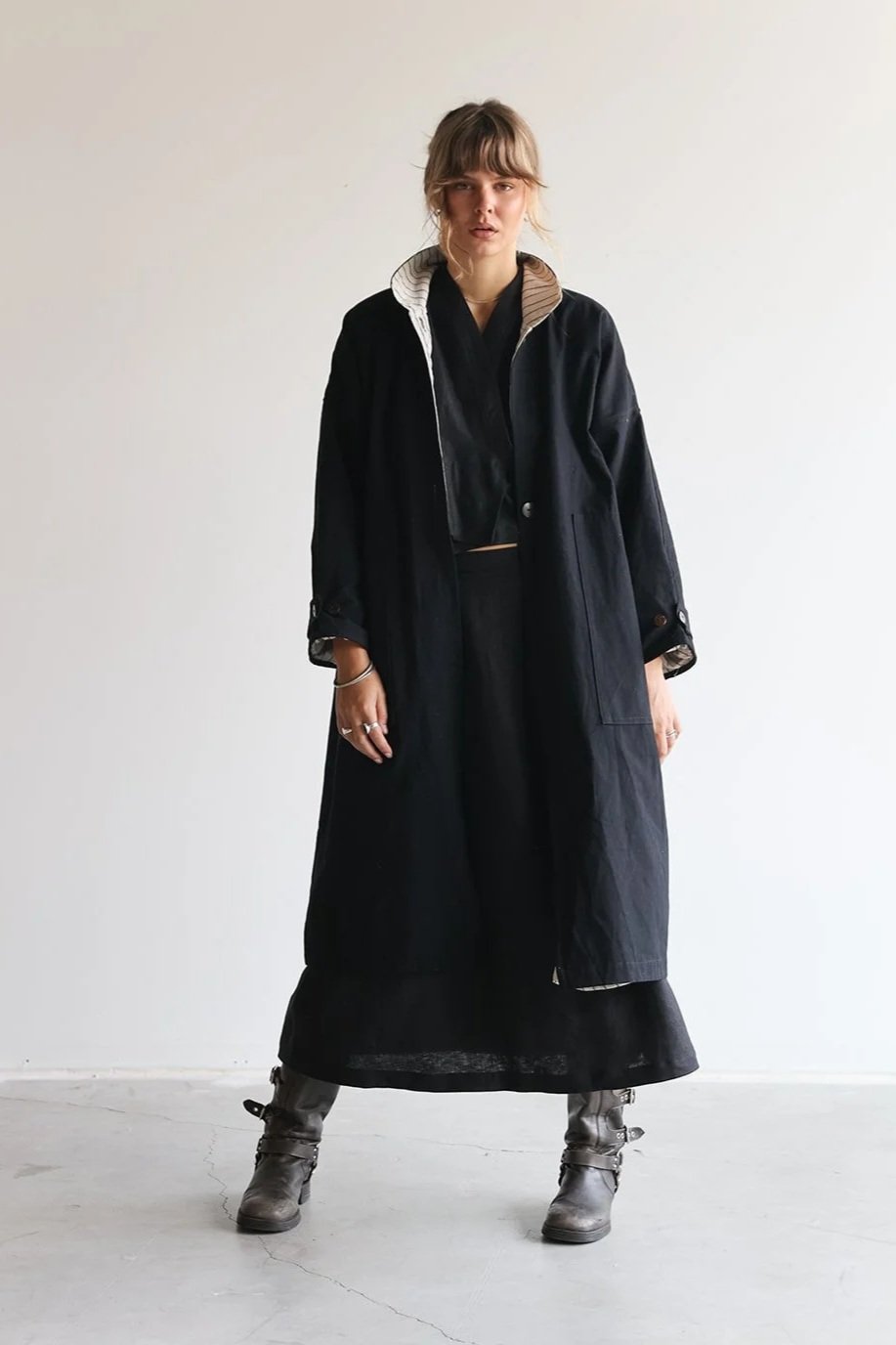 coat-black-canvas-linen-skirt.jpg
