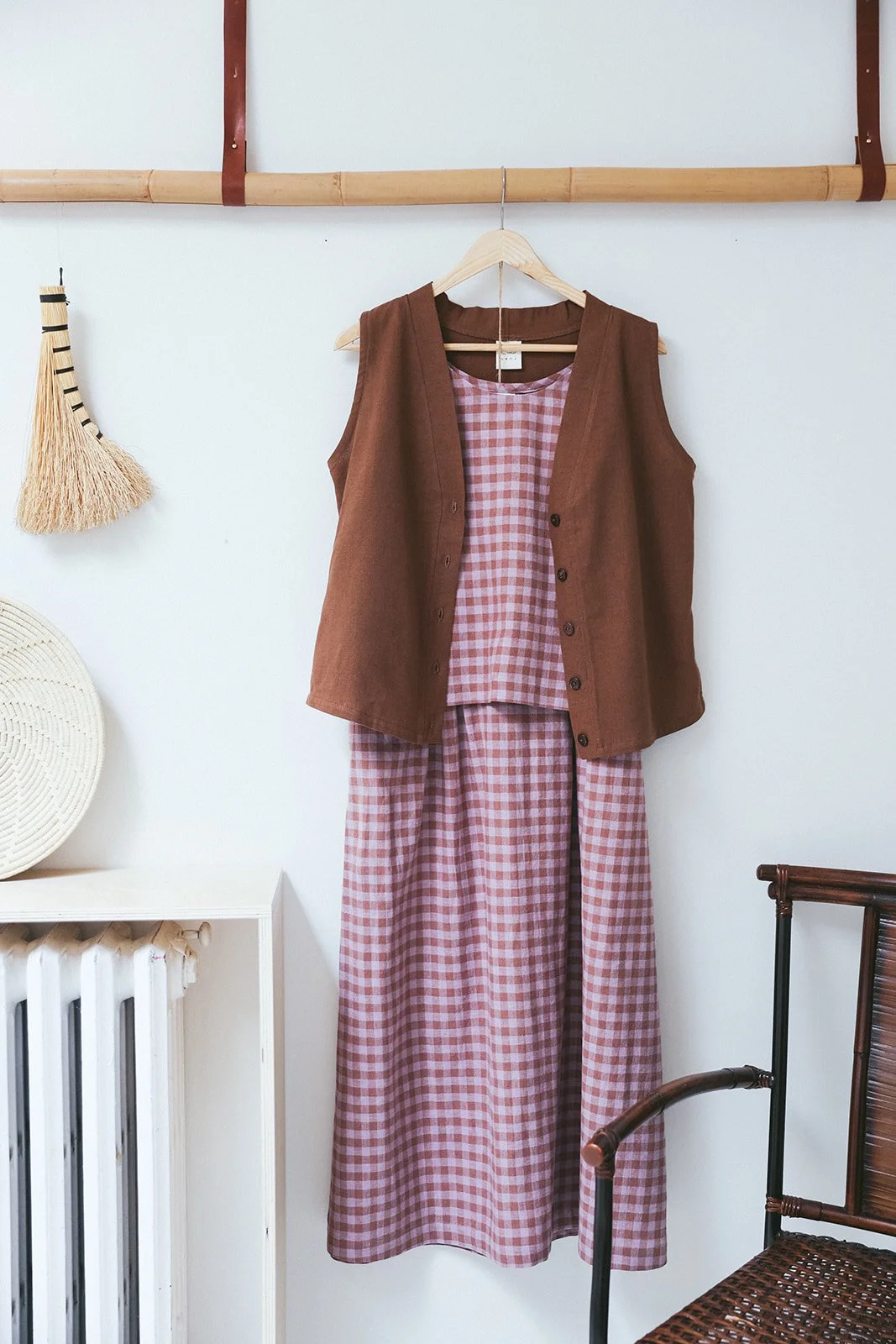nomi-designs-linen-cotton-outfit-gingham-cocoa.jpg