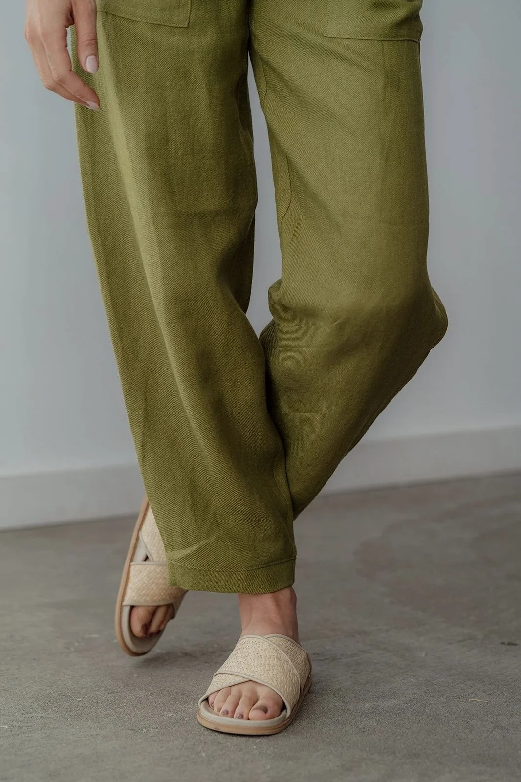 linen-pants-pesto-front.jpg