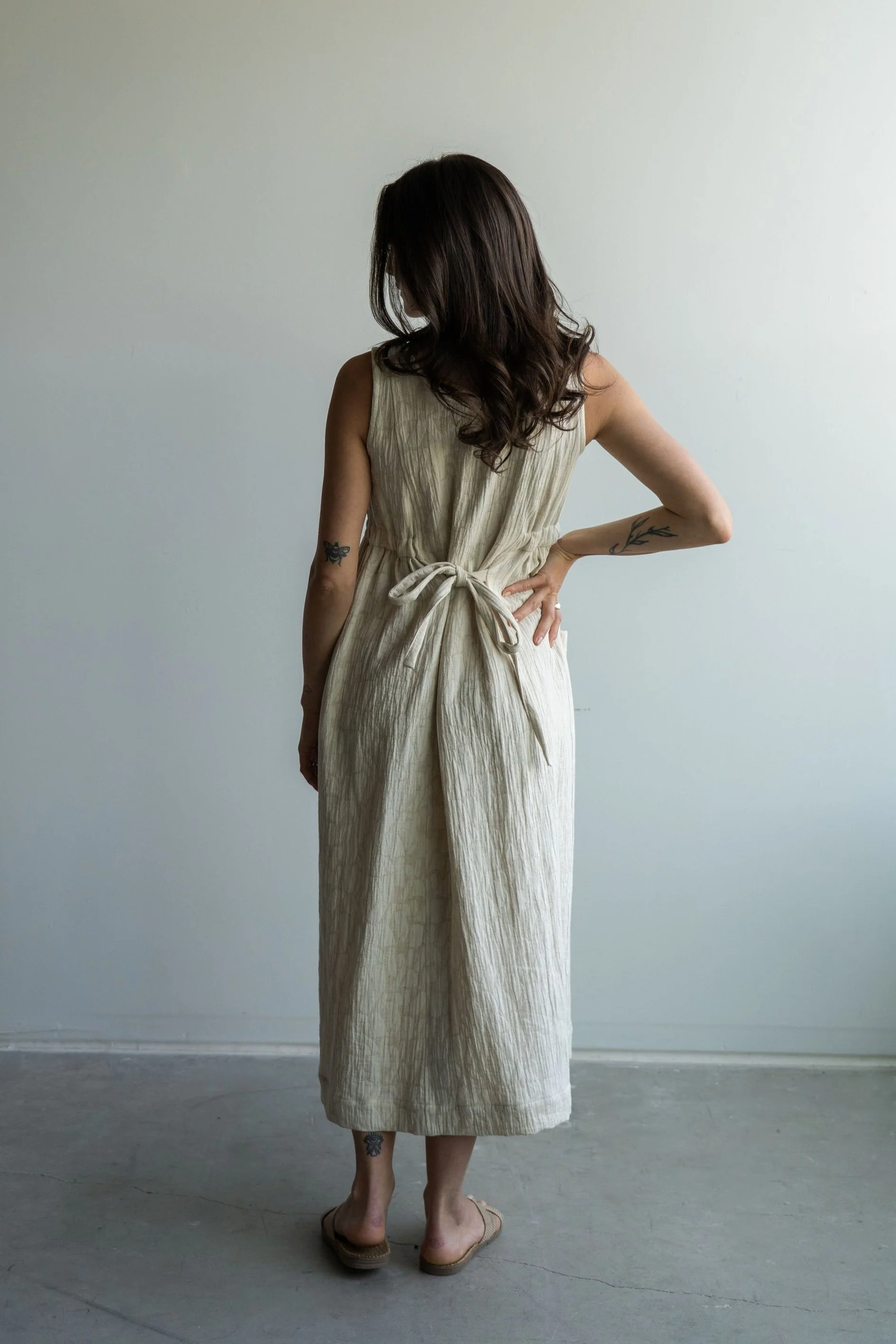 linen-dress-oatmael-back-cotton.jpg