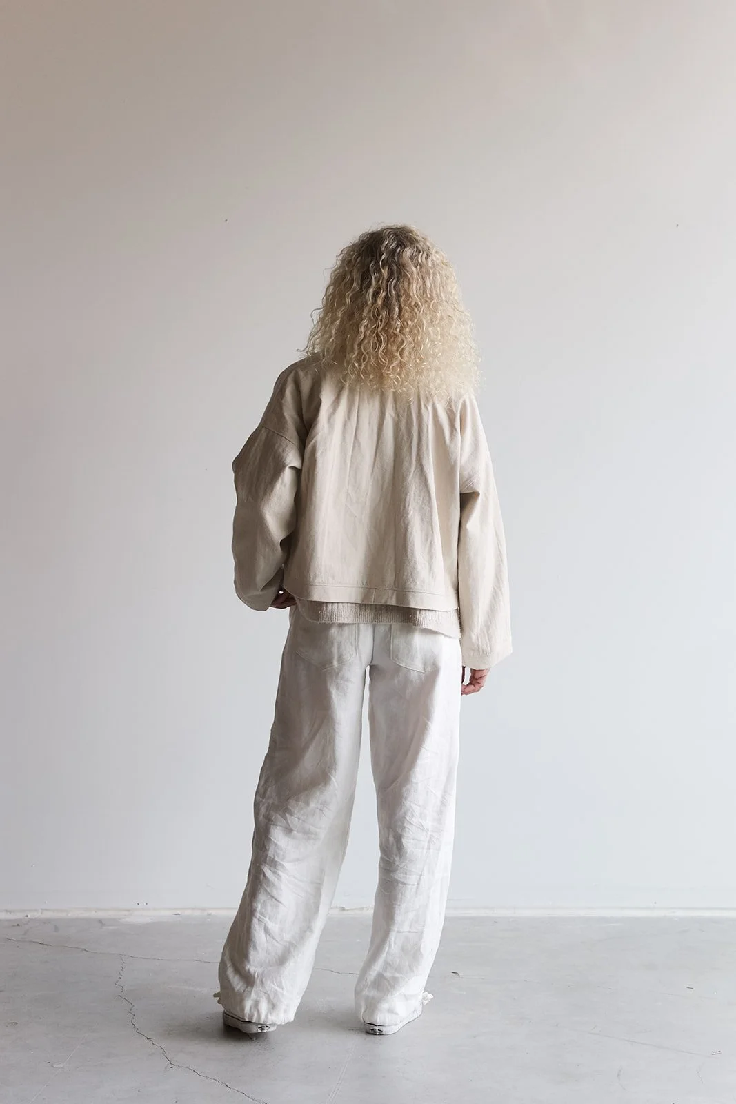 canvas-crop-jacket-sand-back.jpg