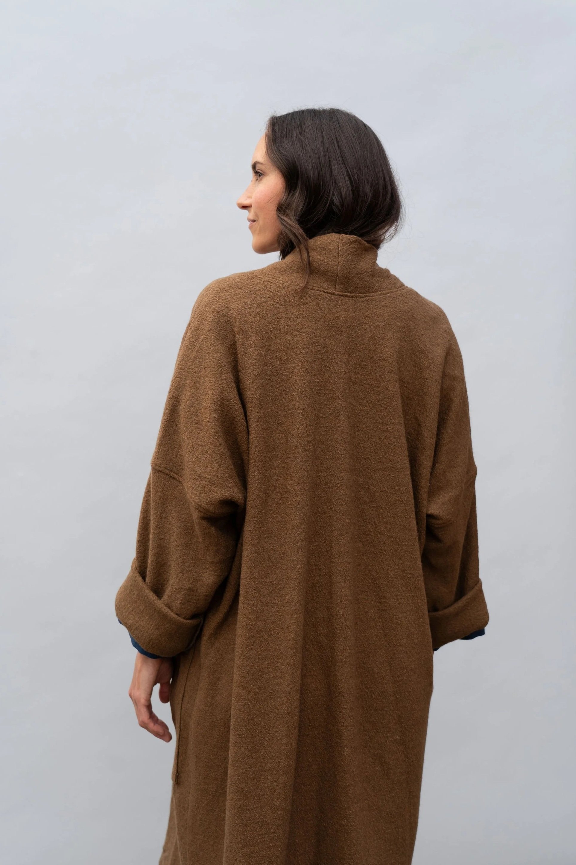 wool-coat-bark-back-look-aside.jpg