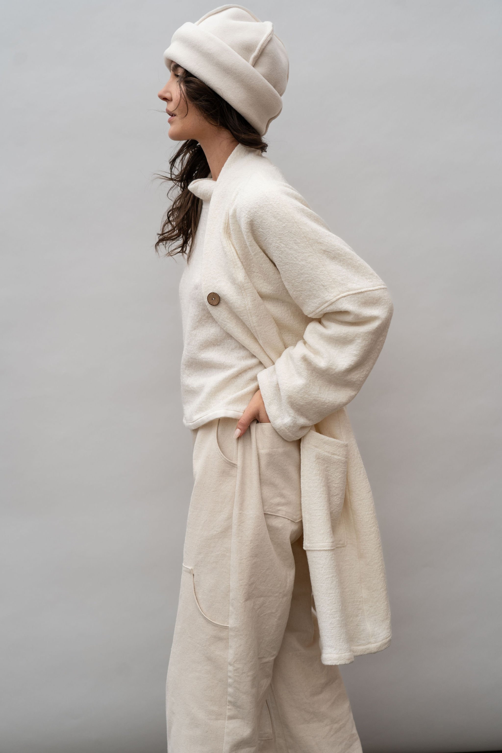 wool-coat-vanilla-crago-pants-cotton-side.jpg