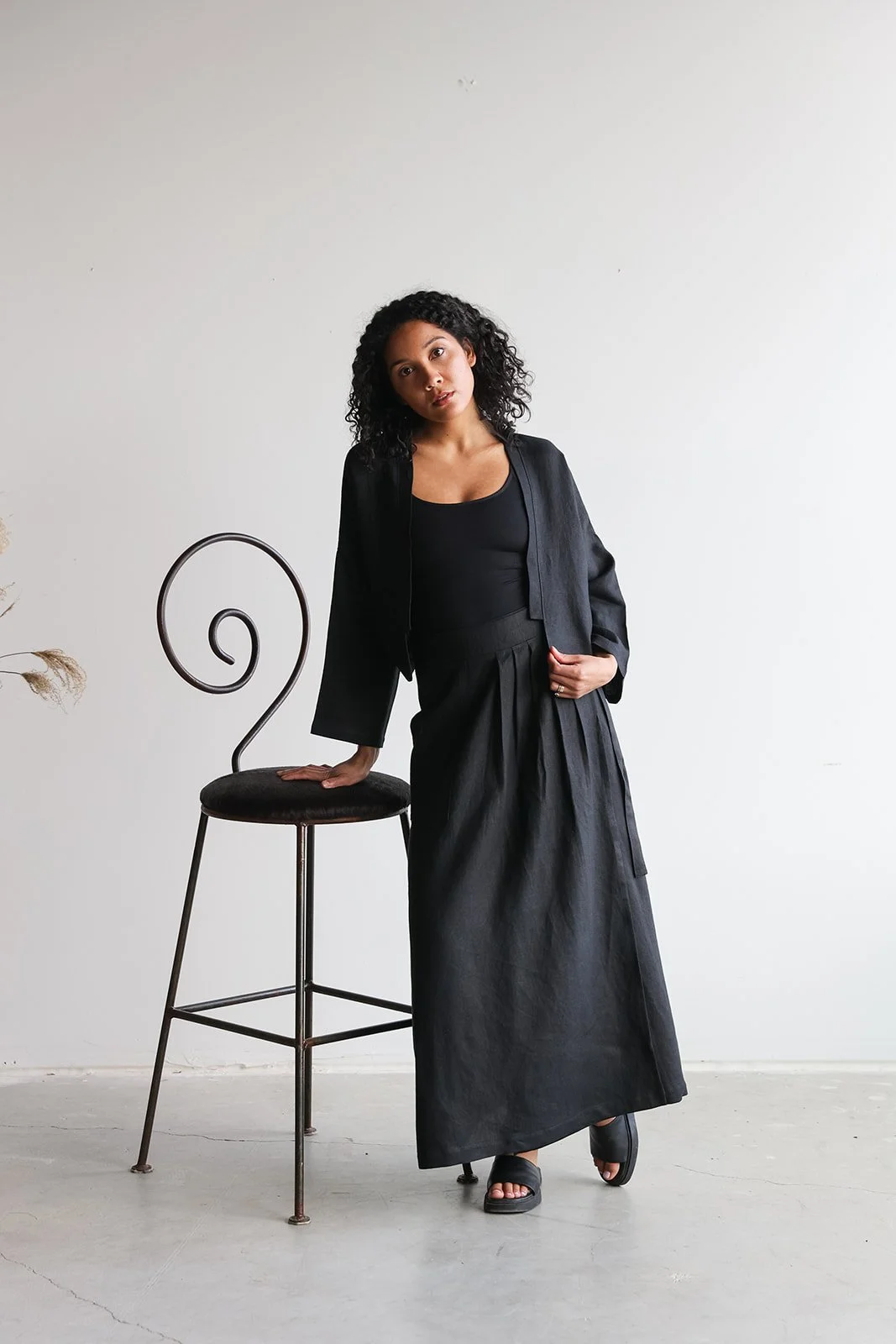 nomi-designs-linen-jacket-wrap- skirt-black-front.jpg