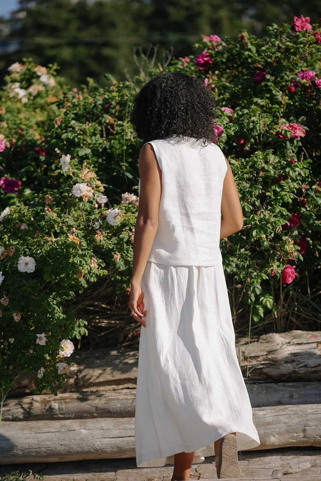 nomi-designs-linen-skirt-vest-ivory-back-Beach.jpg