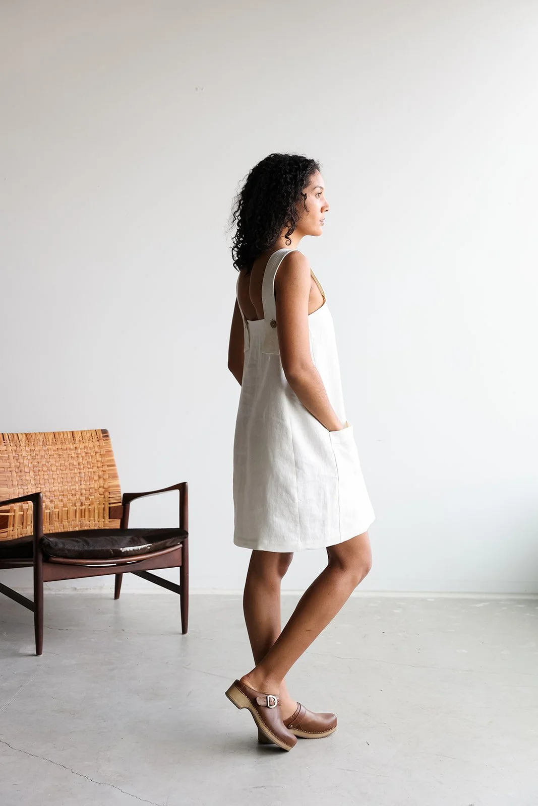 nomi-designs-linen-straps-dress-ivory-side.jpg