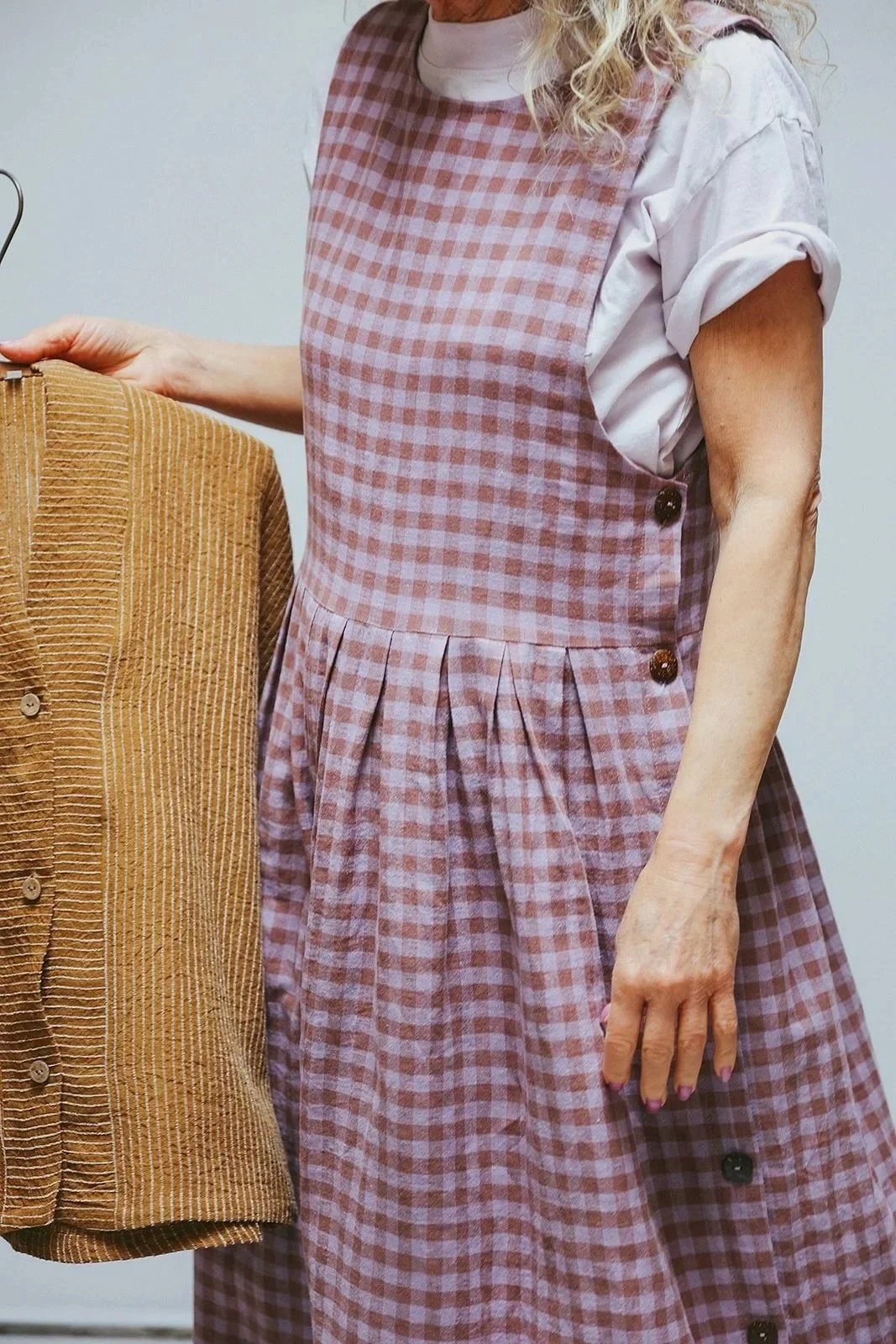 nomi-designs-linen-cotton-gingham-dress-close.jpg