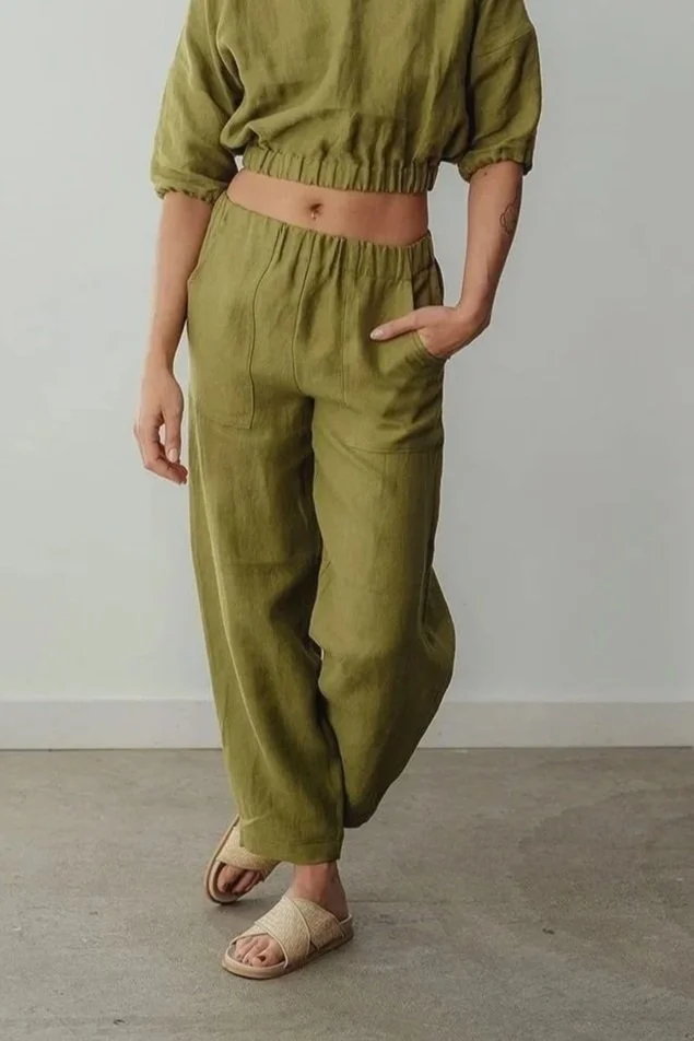 linen-pants-crop-top-pesto-front-had-down.jpg
