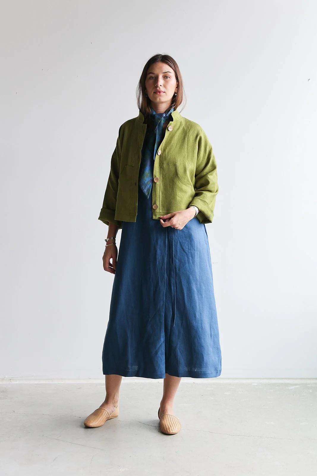 linen-wrap-dress-ocean-bandana-jacket-pesto-front.jpg