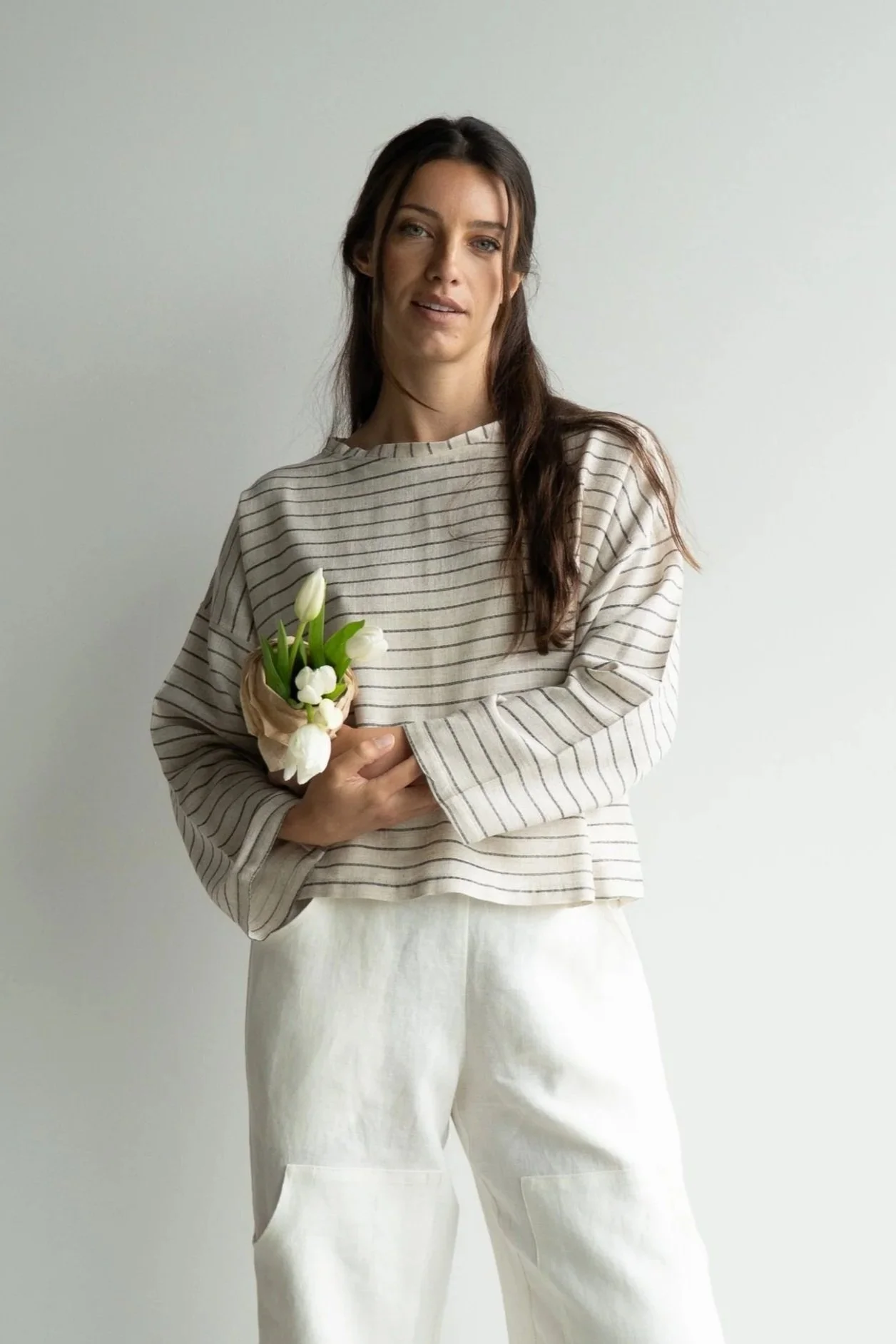 linen-viscose-long-sleeves-top-front-flowers.jpg