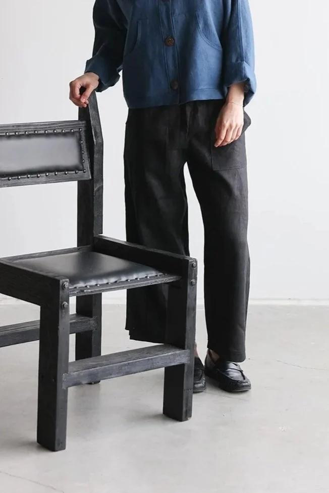 nomi-designs-linen-pants-black-jacket-ocean-front.jpg