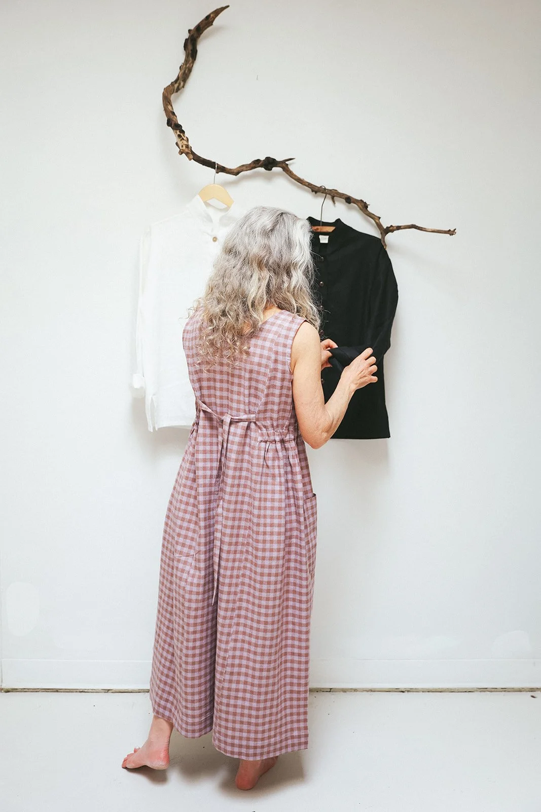 Nomi-designs-studio-linen-dress-gingham-back-shirts.jpg