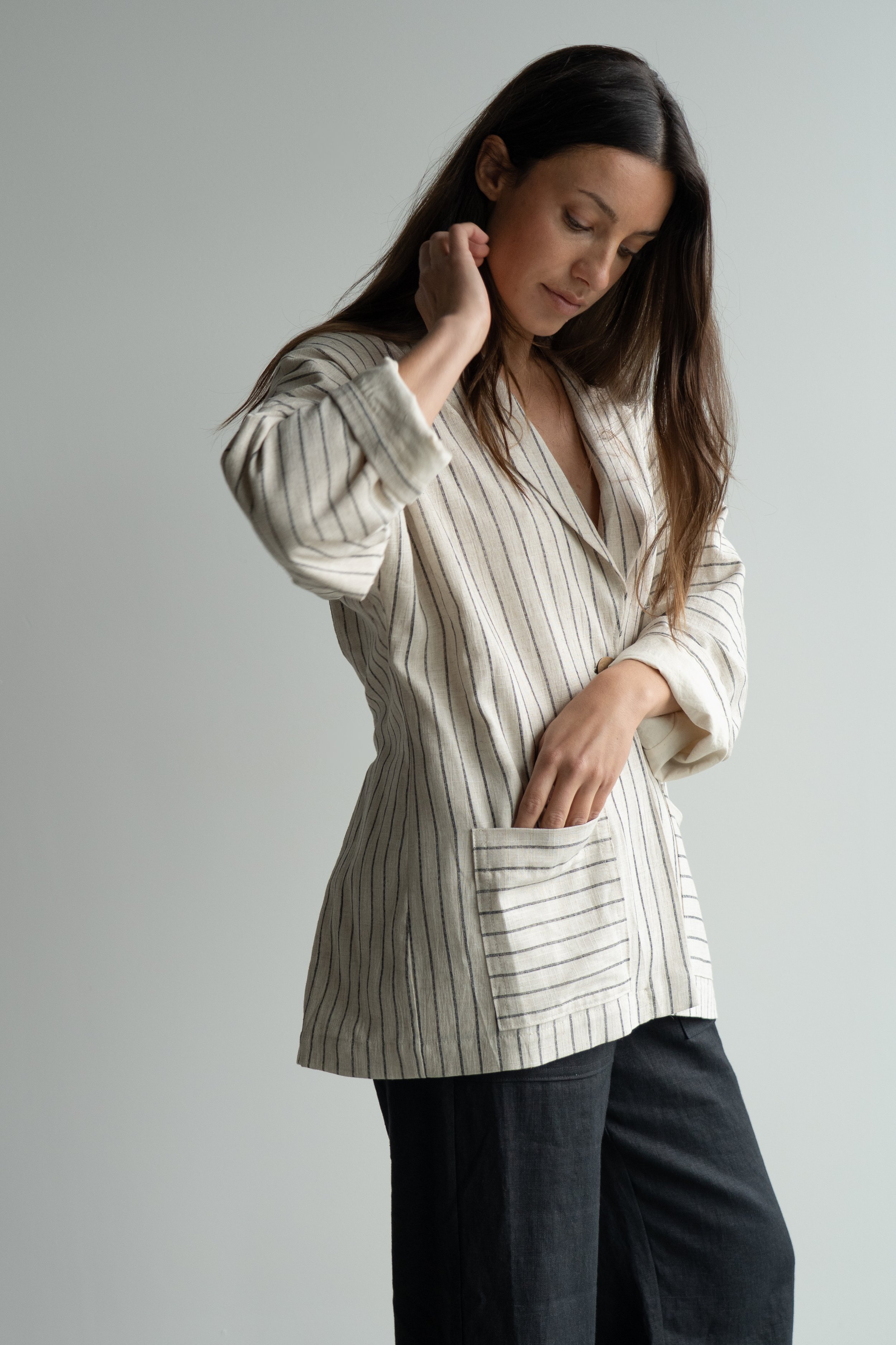 linen-viscose-blazer-pocket.jpg
