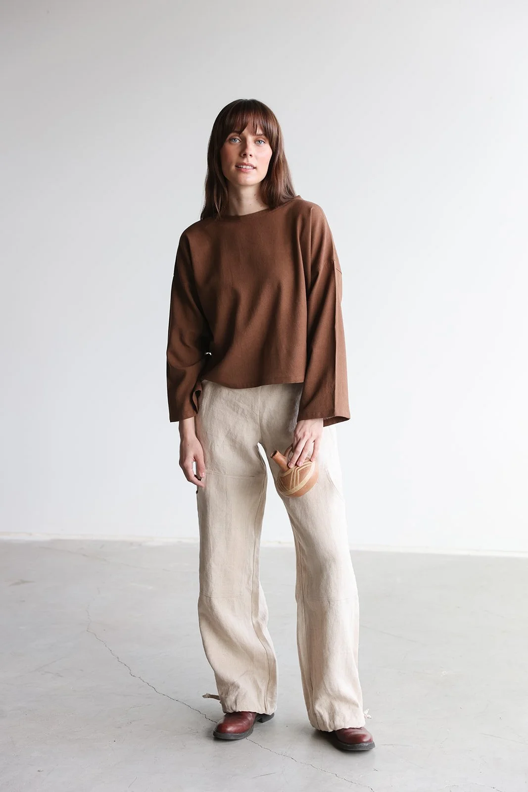 nomi-designs-linen-pants-natural-top-long-sleeve-cocoa-front.jpg