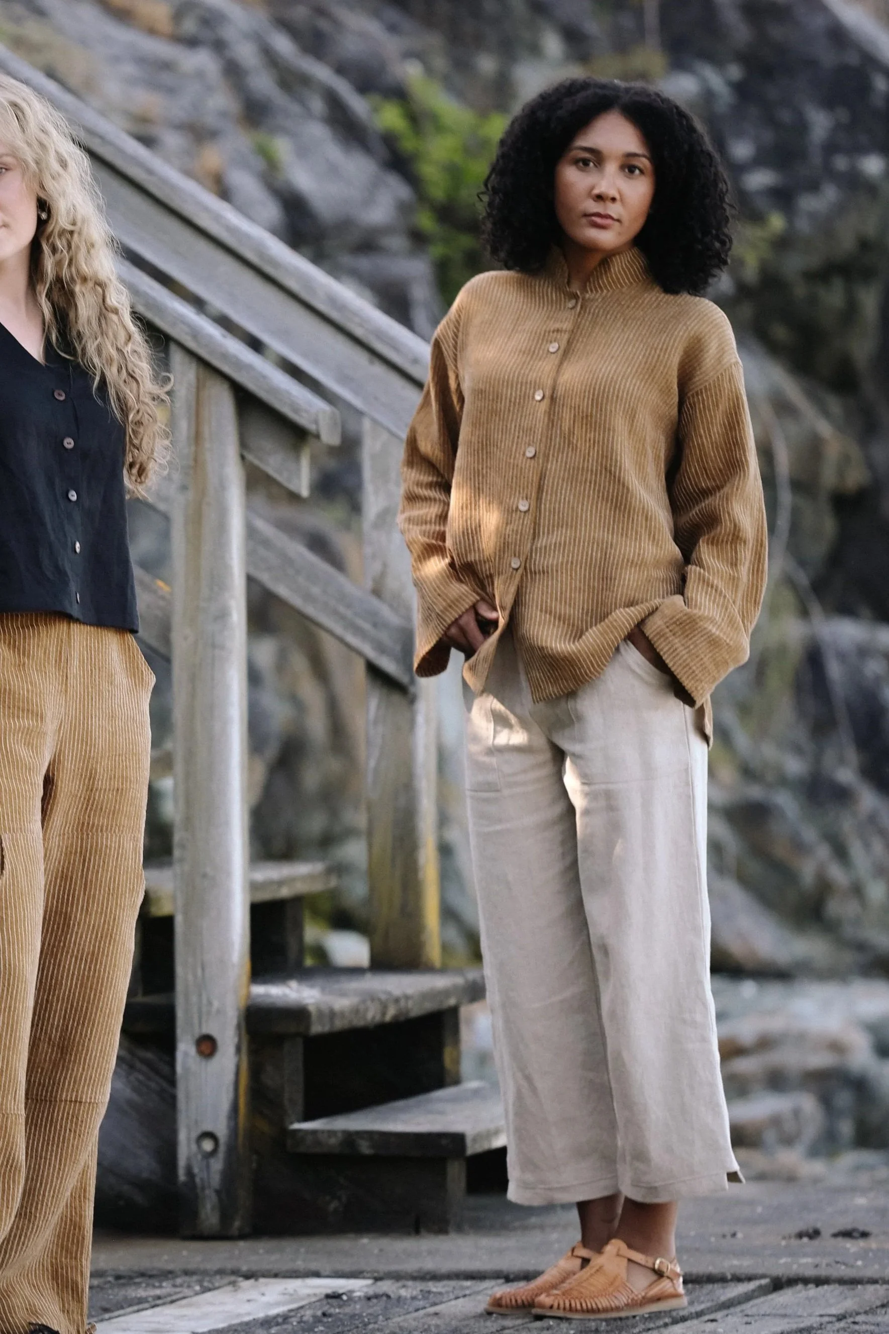 nomi-designs-linen-vest-black-pants-ginger-shirt-Beach.jpg