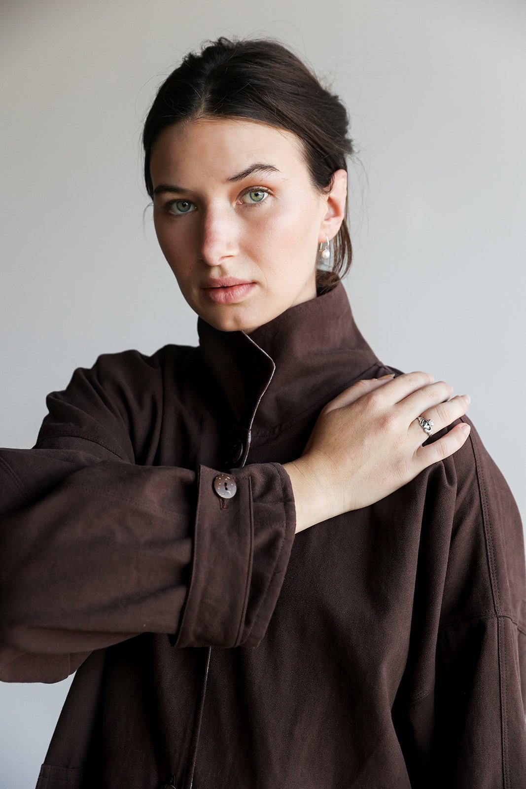 linen-canvas-double-layer-coat-details-sleeve.jpg