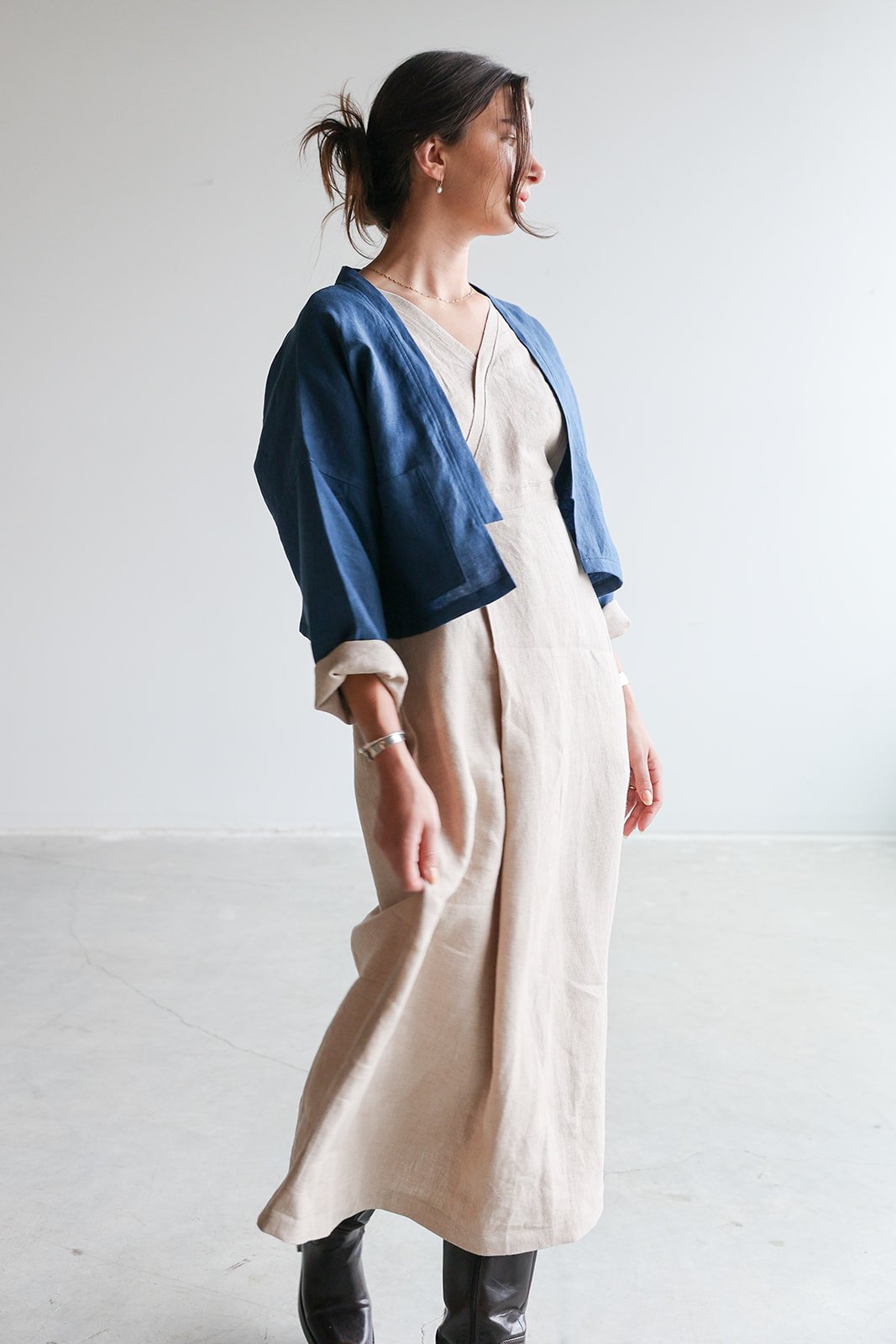 linen-dress-natural-long-sleeves-crop-jacket-ocean-front.jpg