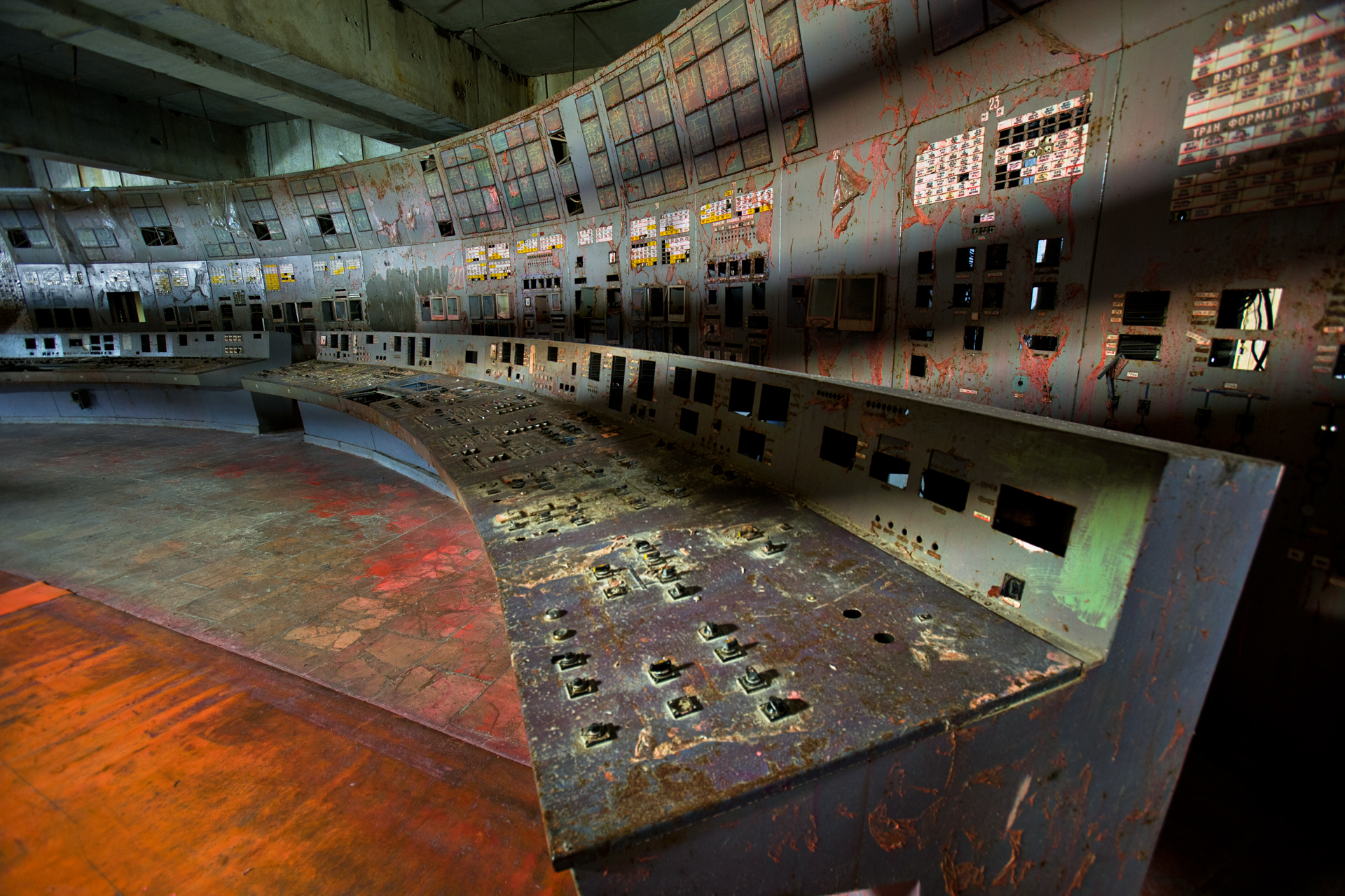  Twenty years ago, here in the control room of Unit #4 operators committed a fatal series of errors, triggering the reactor meltdown that resulted in the world's largest nuclear accident to date.  Chernobyl Nuclear Power Plant (CNPP), Ukraine  