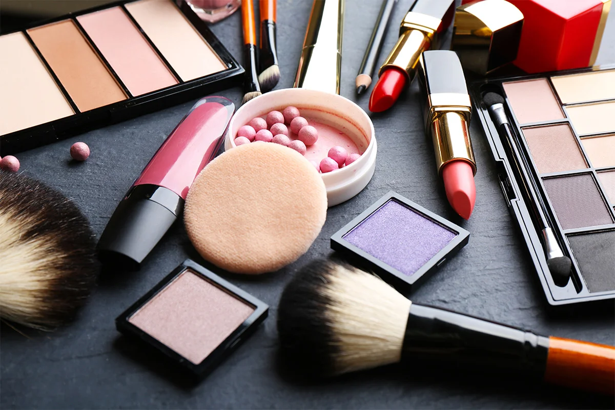 shutterstock_357493880-cosmetics.jpg
