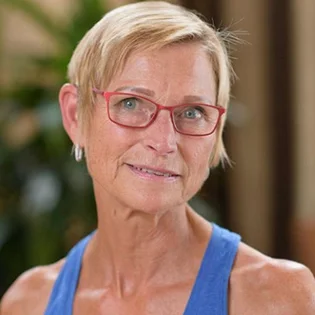 Empire Dragons NYC Co-Founder, Donna Wilson, Changes Life for Cancer Patients