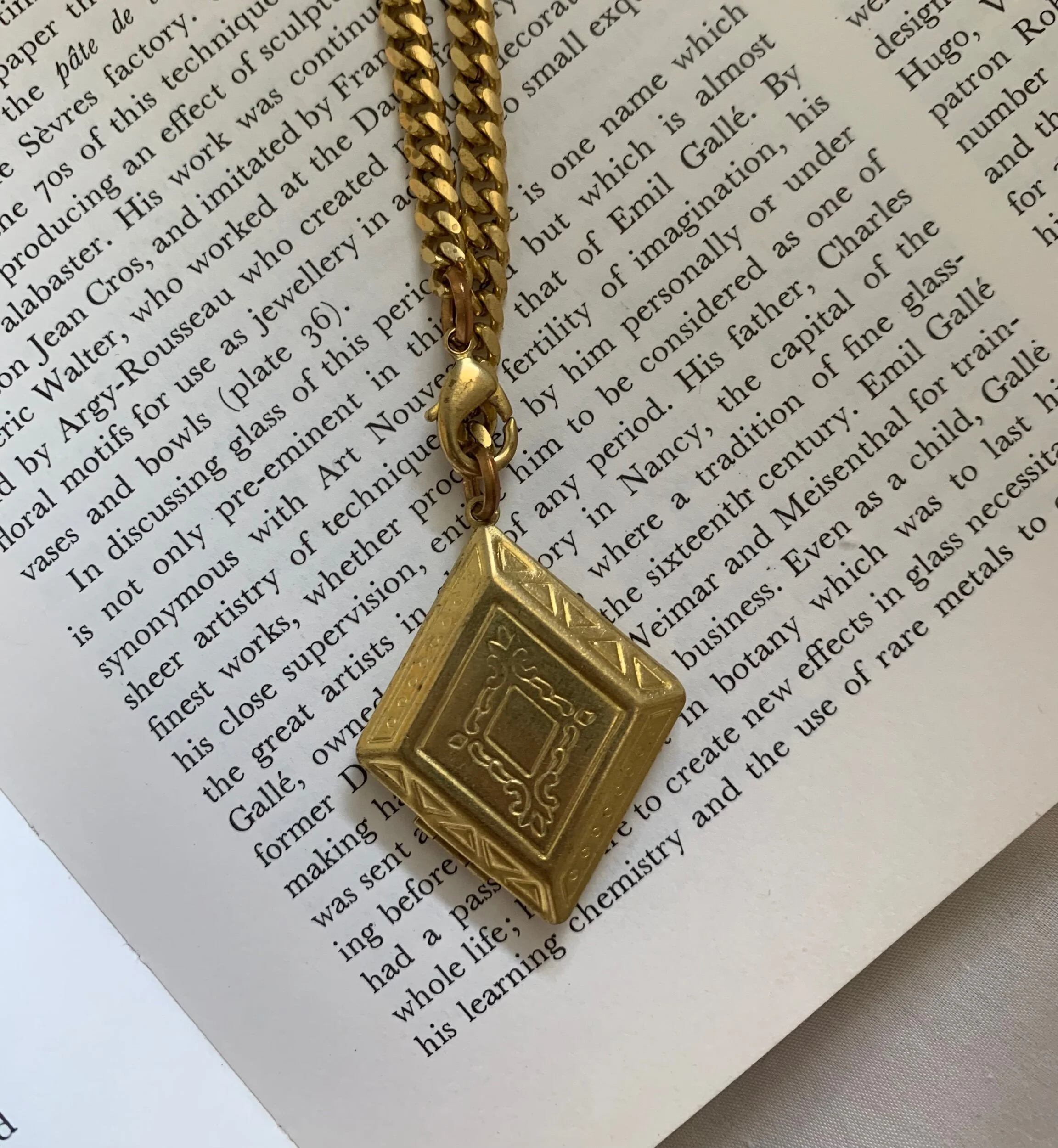 1EA7A20A-8145-4E6A-9433-2F47C8390D02