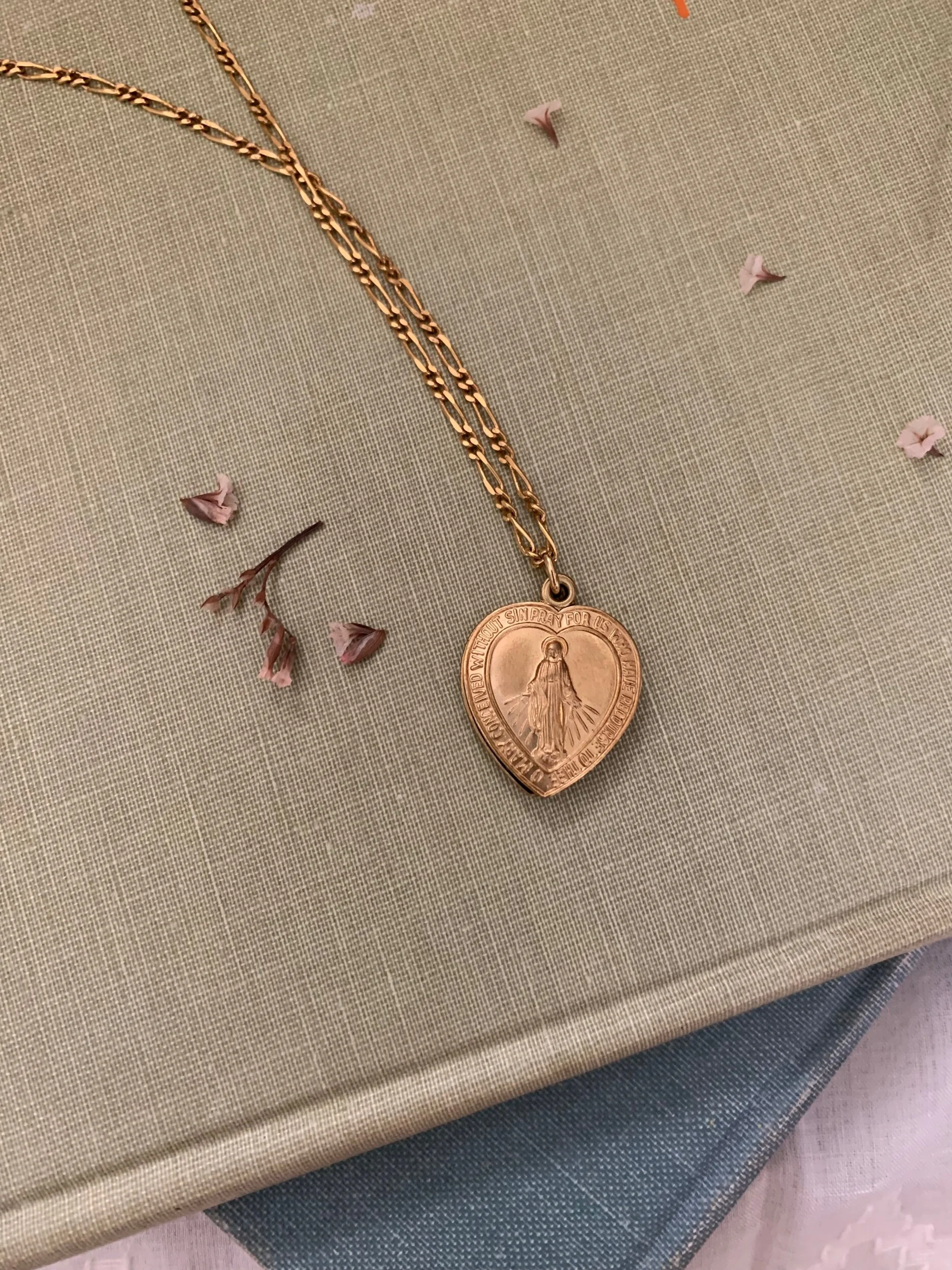 679466FF-DD3A-4967-8660-7D779043DF7D