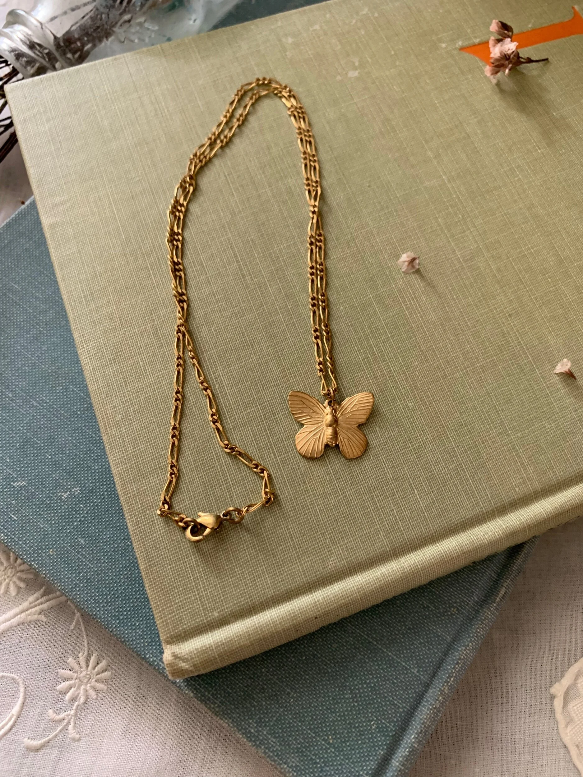 C859F784-B516-47B5-A114-DC3ECF060D7D