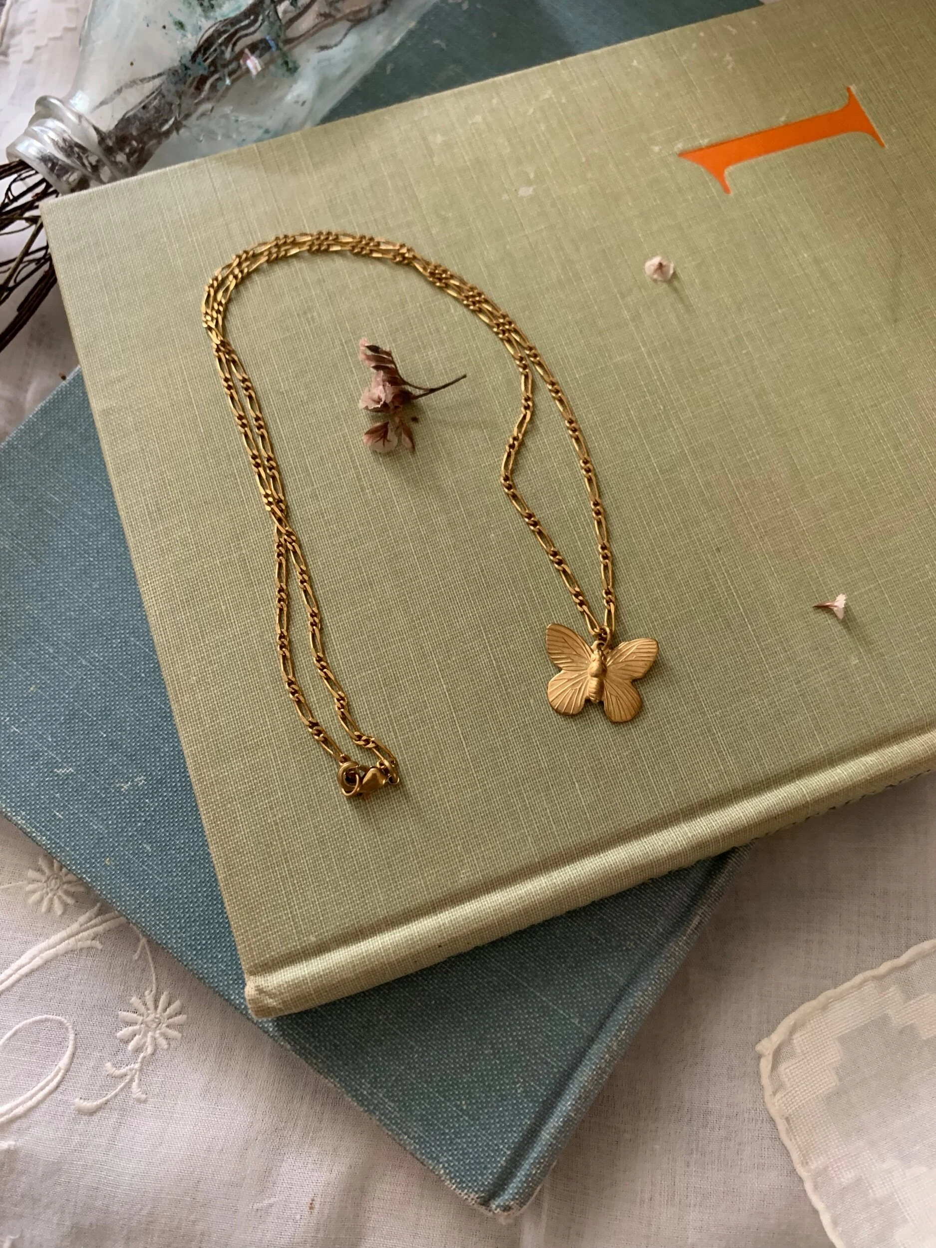 AFE93A14-60F6-4478-AE66-C4449129FE0A