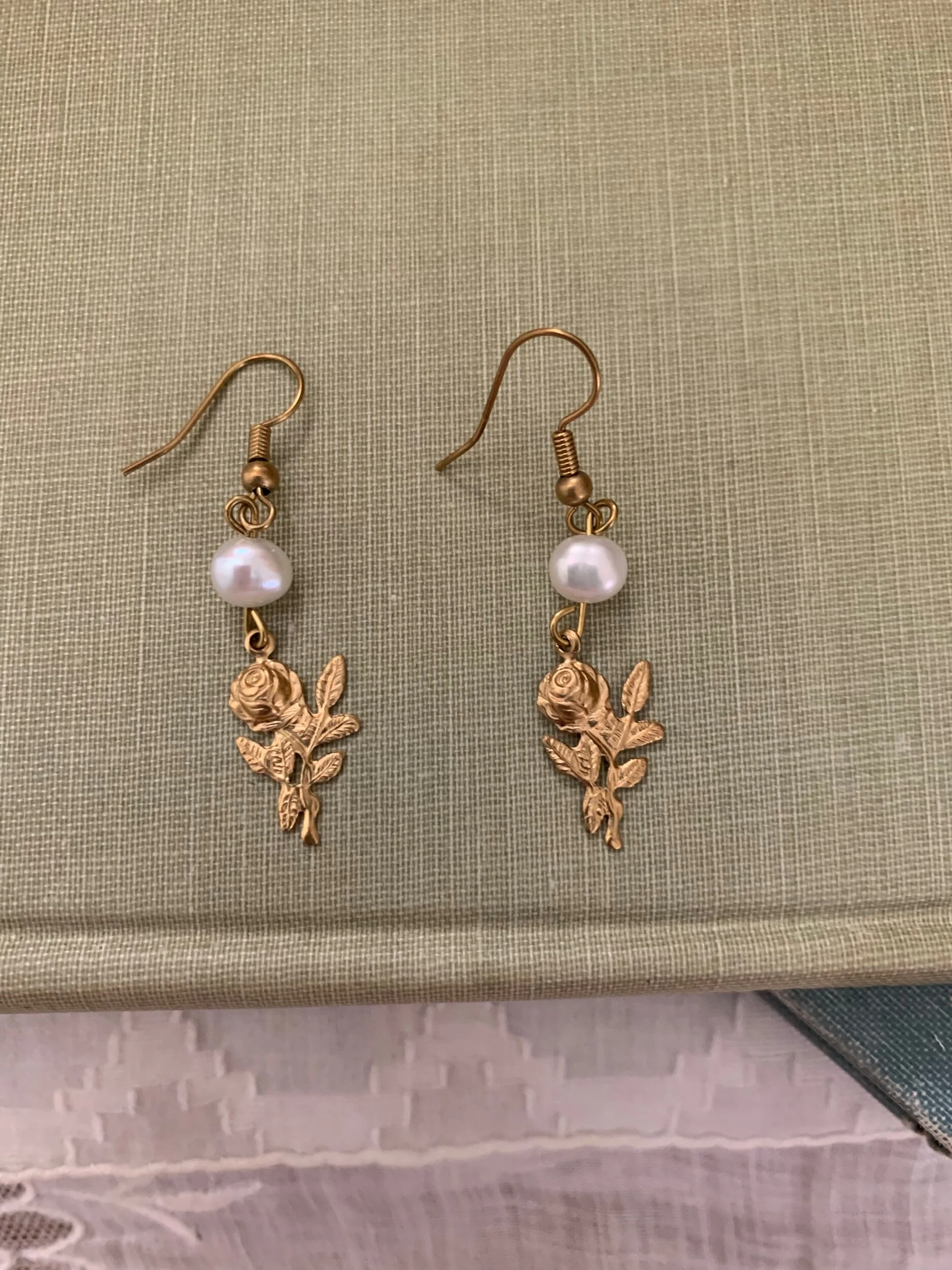 775483BF-EB3F-4906-AD6B-5E16D3E41807