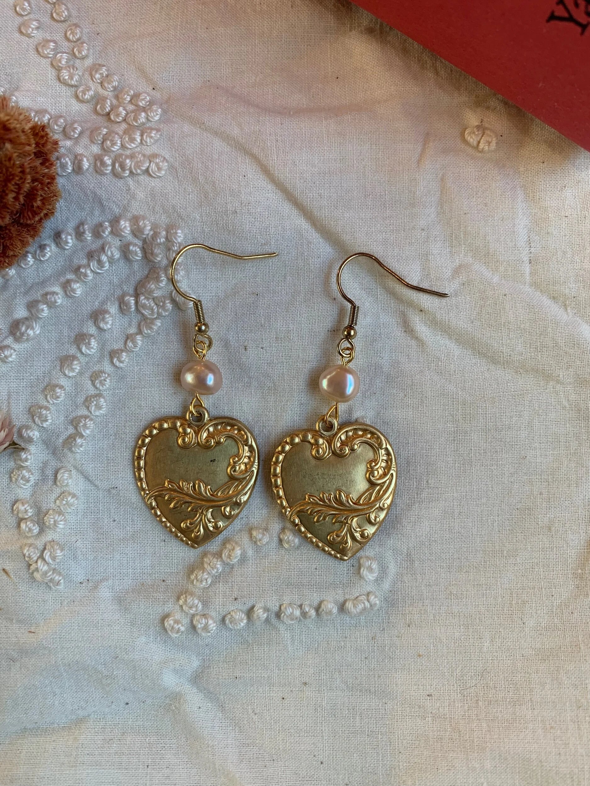 D2EE6F3F-F832-4EAA-86DB-18B997A0DD7A