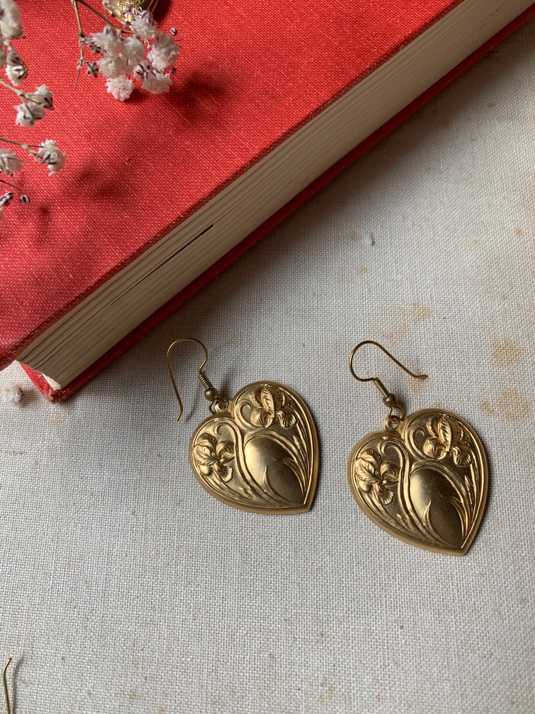 3A2C063B-5039-4C43-9024-0818E56C58E7