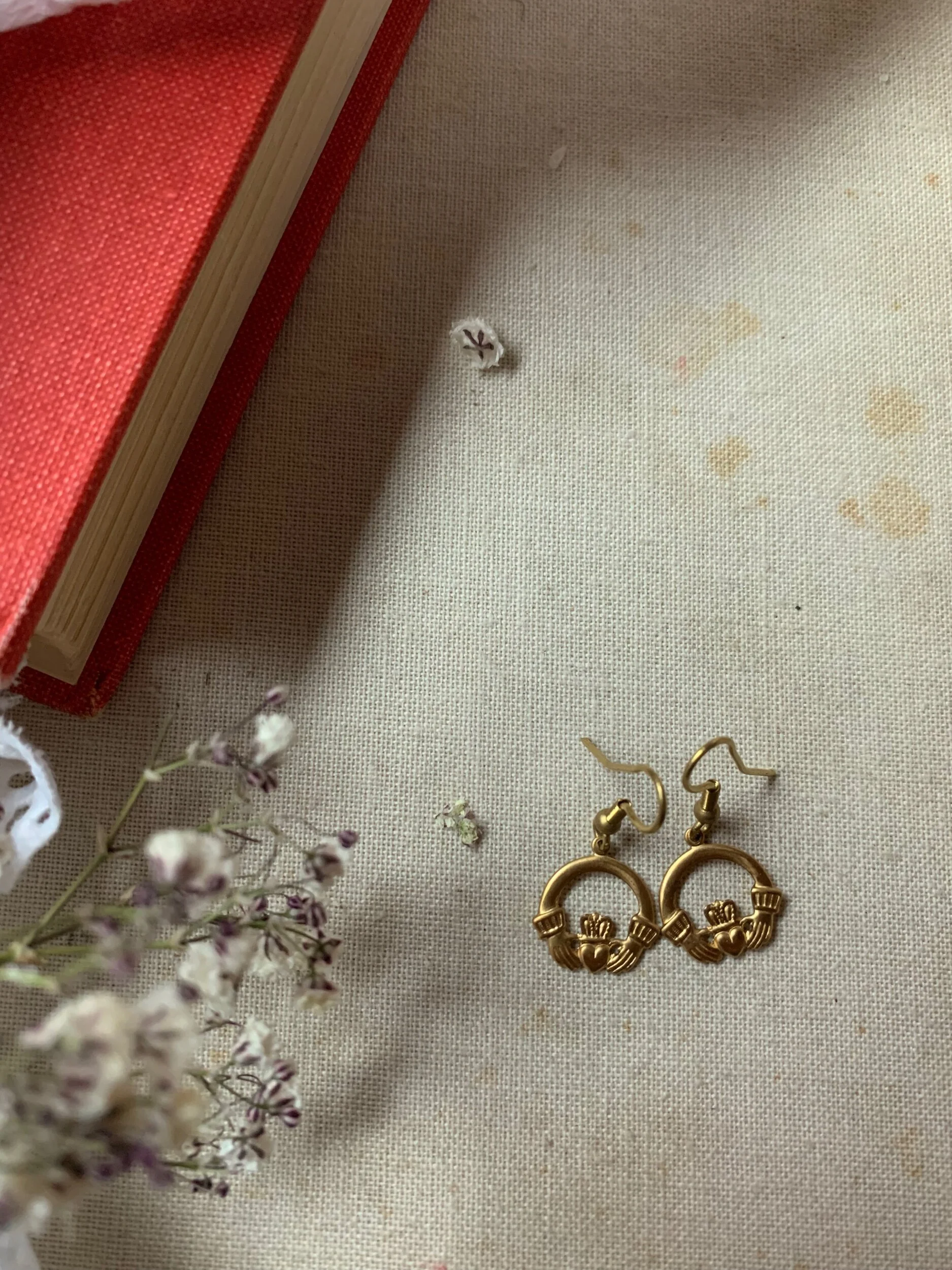 D2AEF1A2-815B-49FF-9718-DB705E732EF8